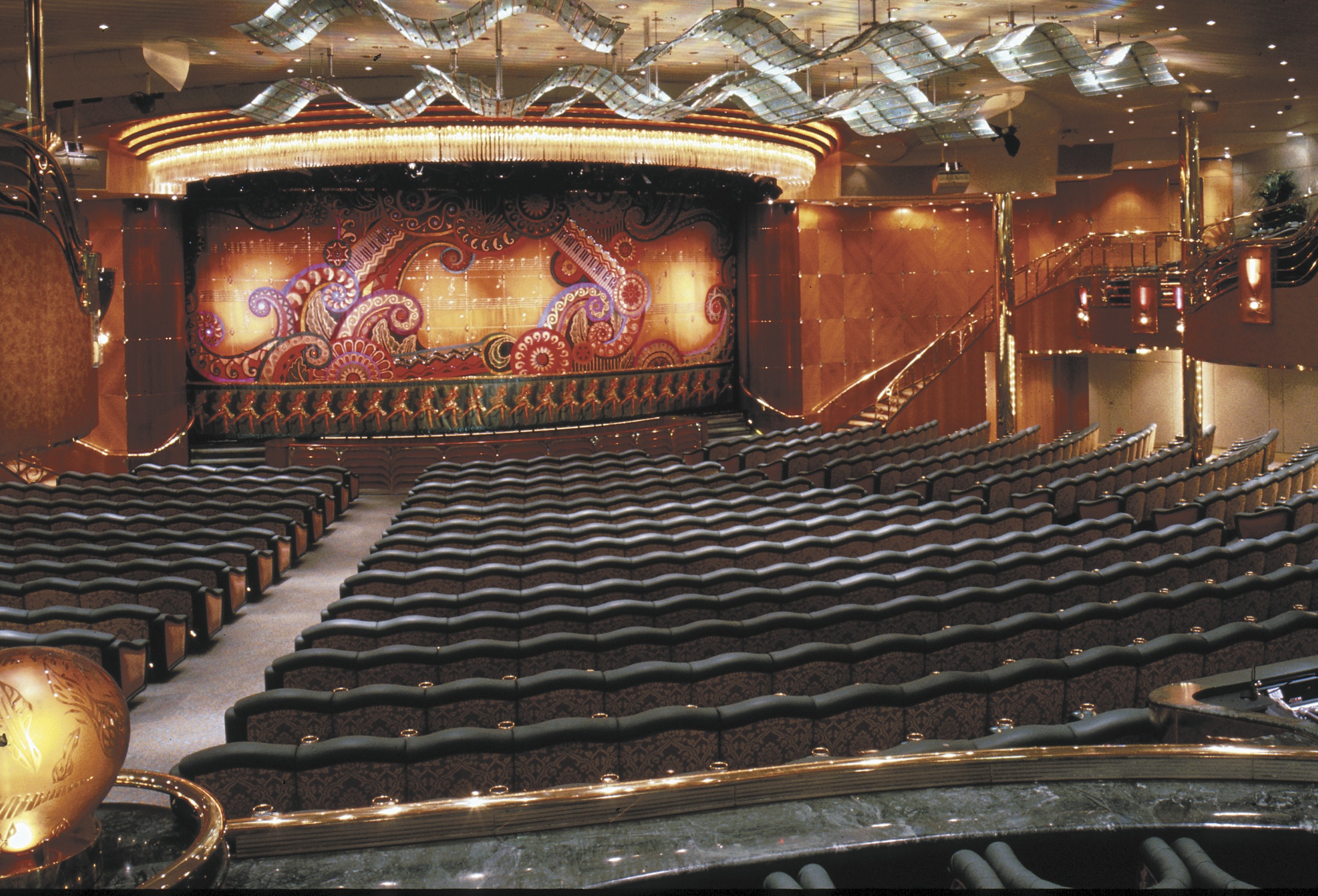 Rhapsody of the Seas - Theatre