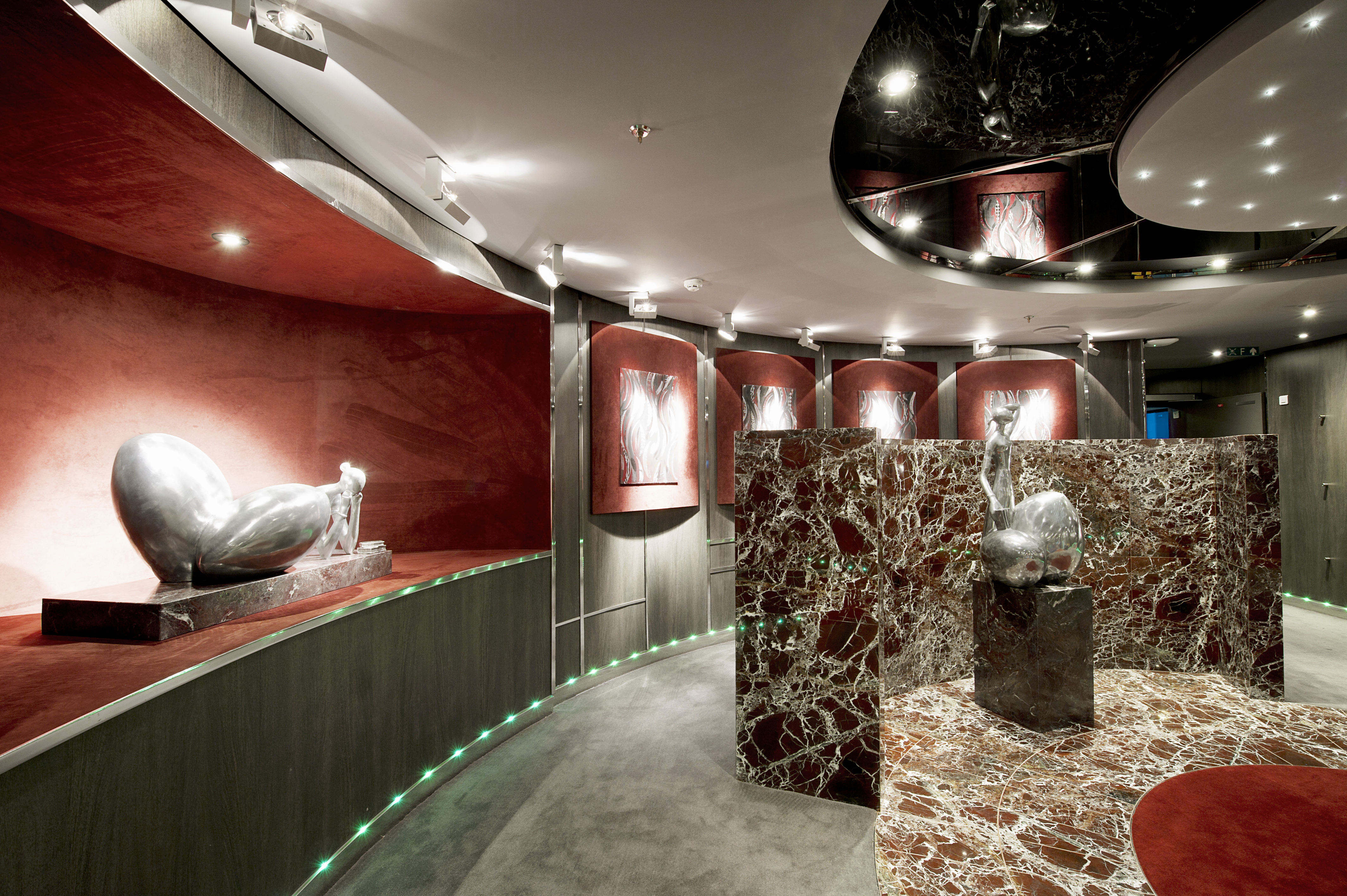 MSC Splendida - Art Gallery