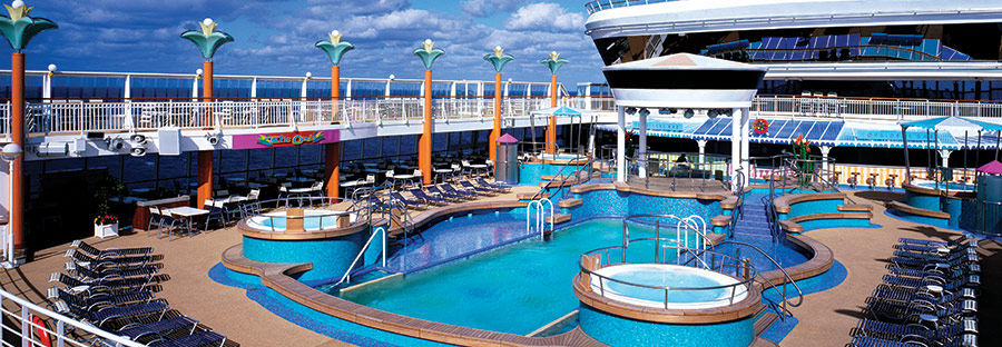 Norwegian Bliss - Main Pool & Sundeck