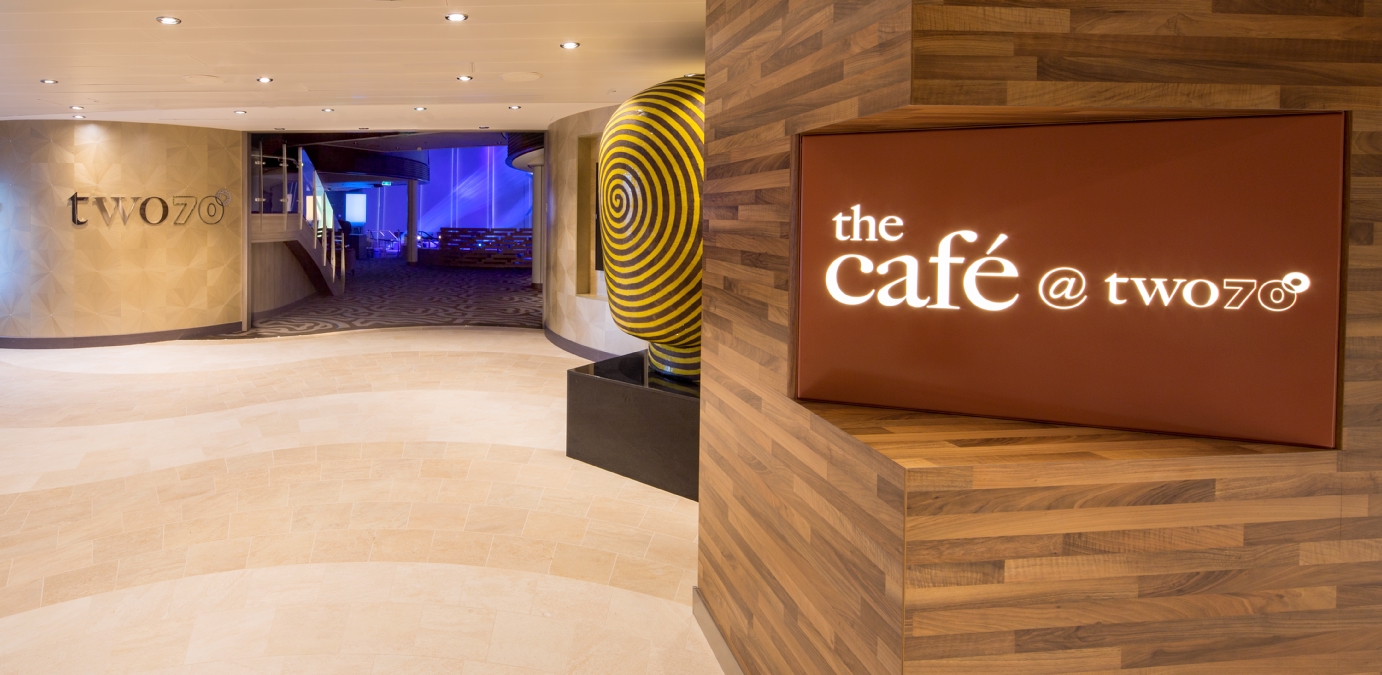 Ovation of the Seas - The Cafe @Two70