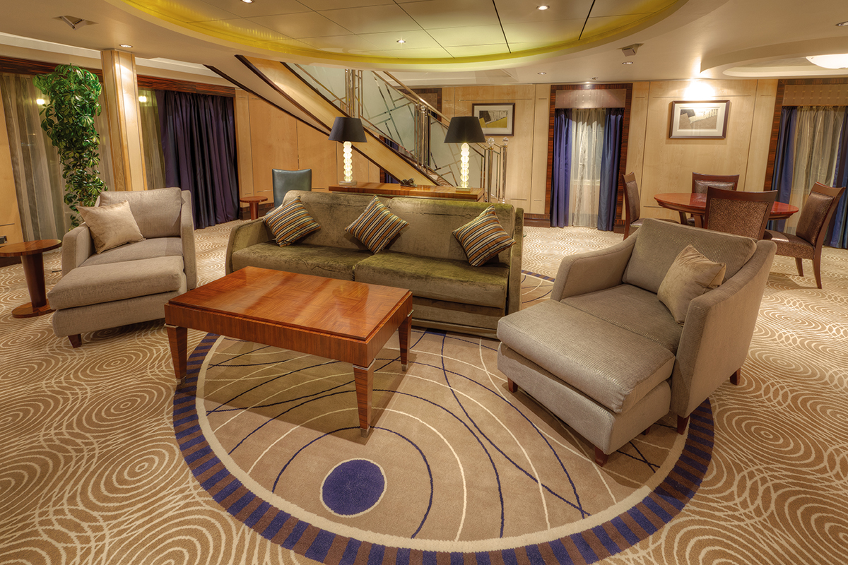 Suite cabin