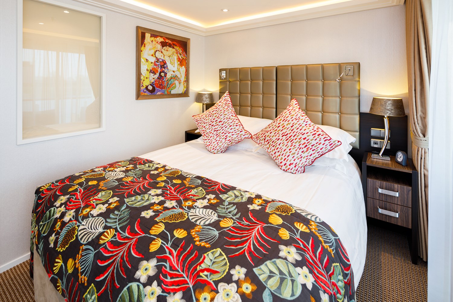 AmaWaterways AmaKristina Accommodation Cat BB 3.jpg