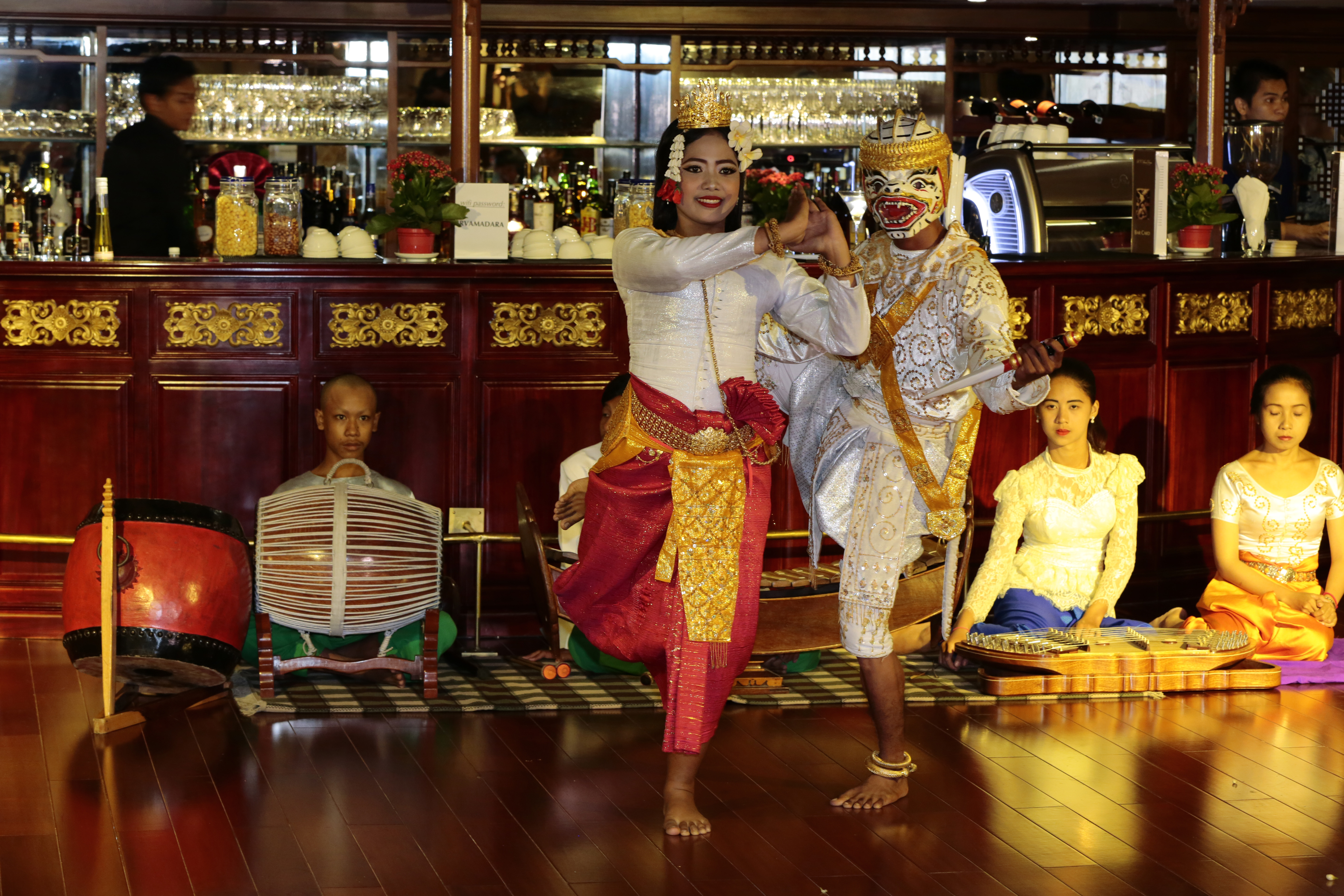 AmaDara - Onboard Entertainment
