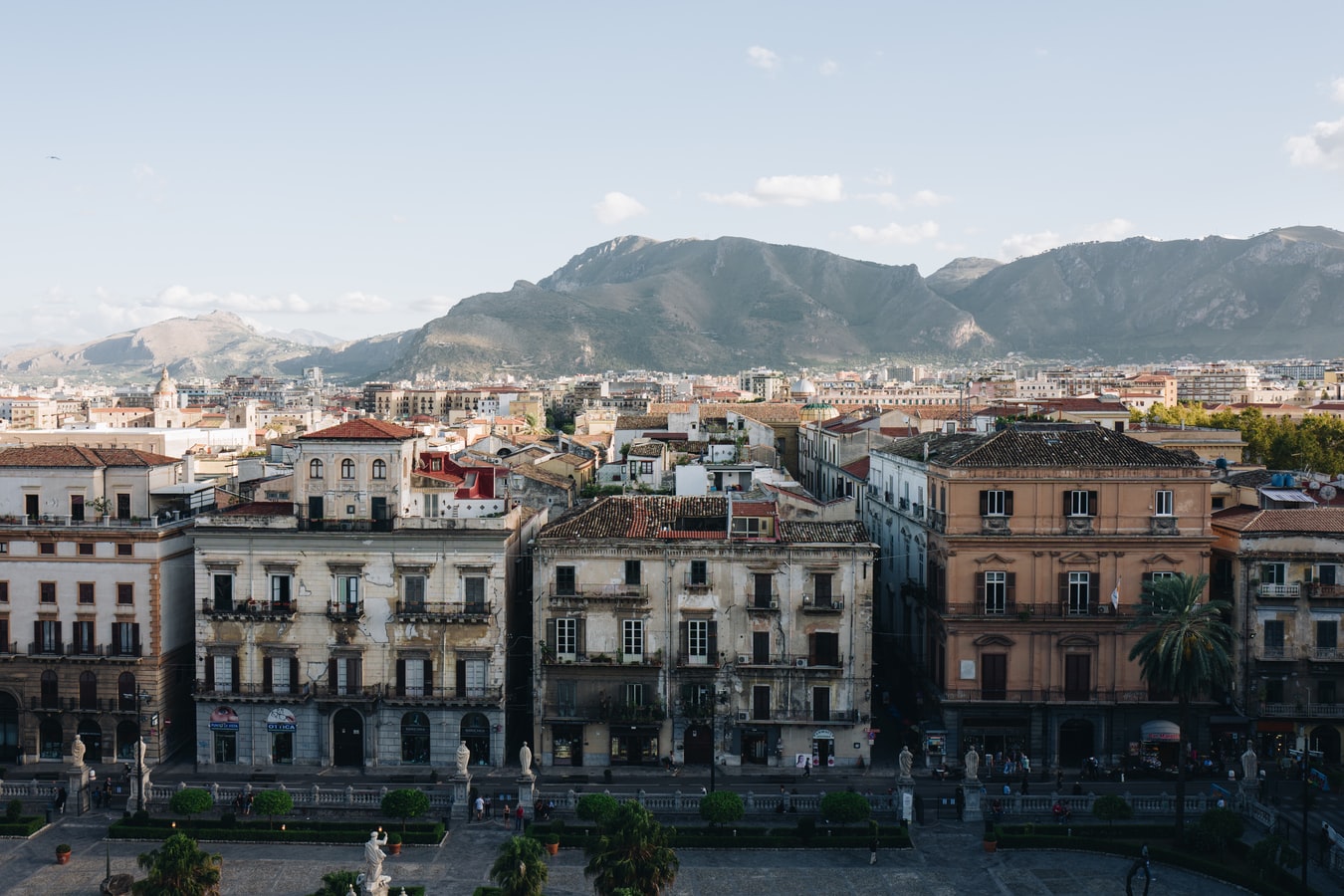 Photo credit belongs to Tomas Anton Escobar, Palermo