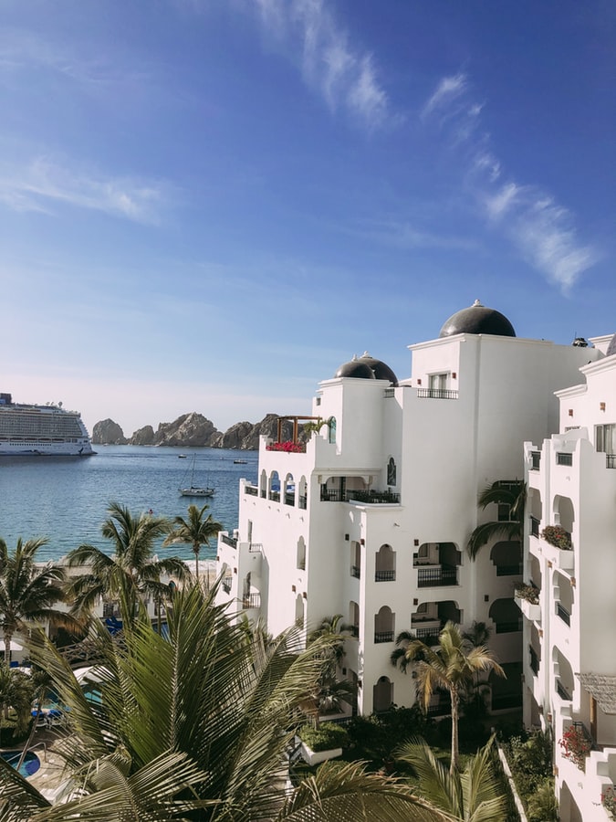Claire Ward, Cabo San Lucas