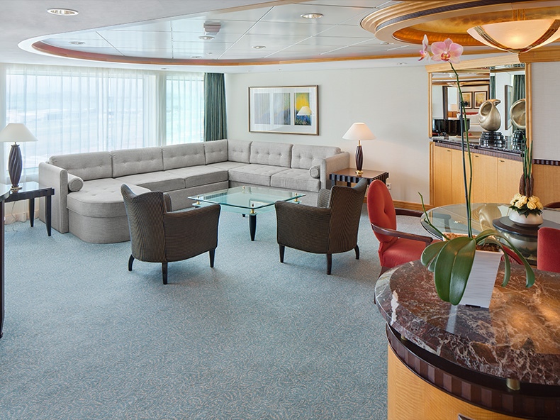 Suite cabin