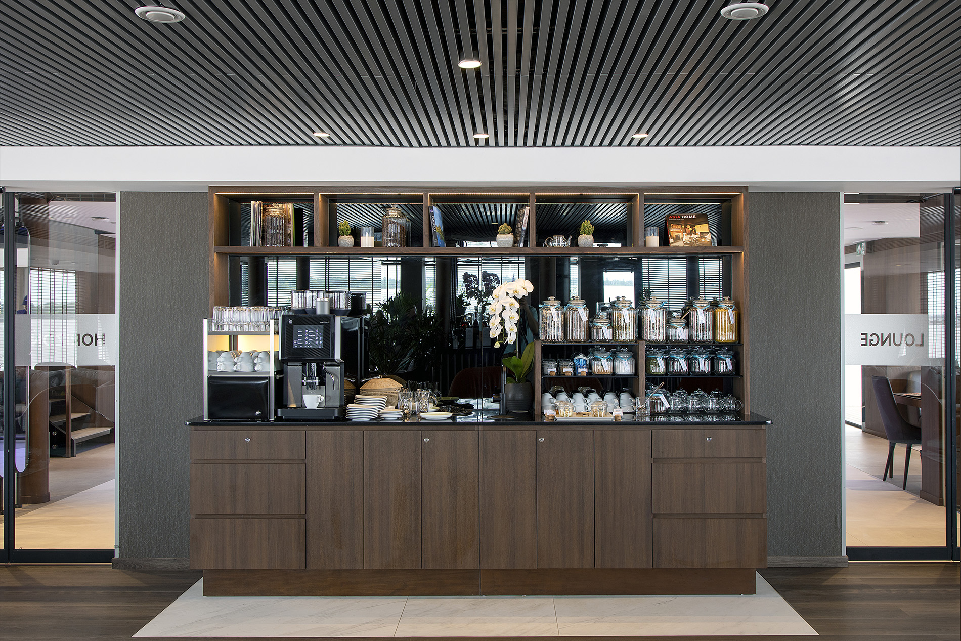 Horizon Bar & Lounge