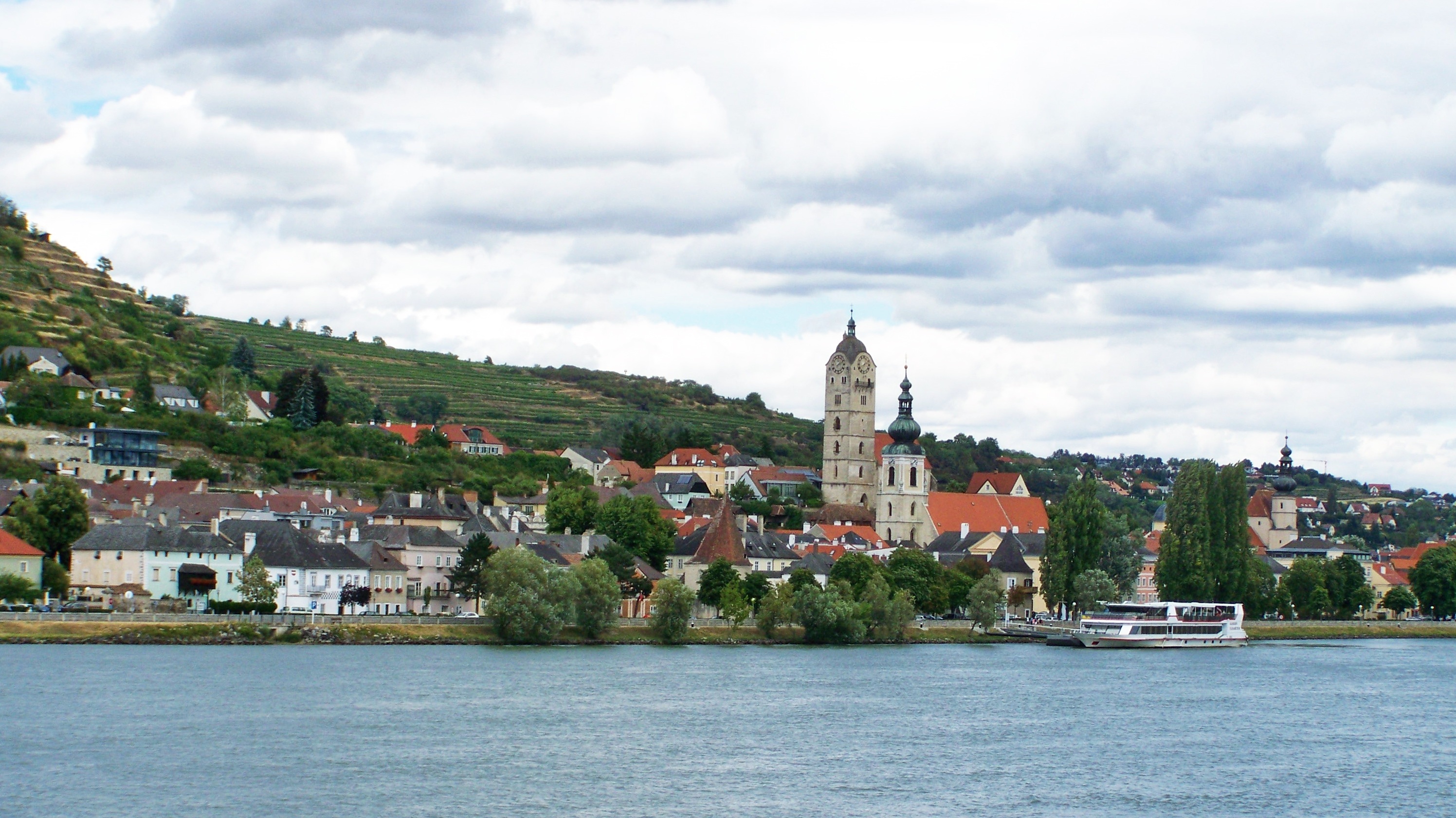 Danube Legends from Budapest to Vienna