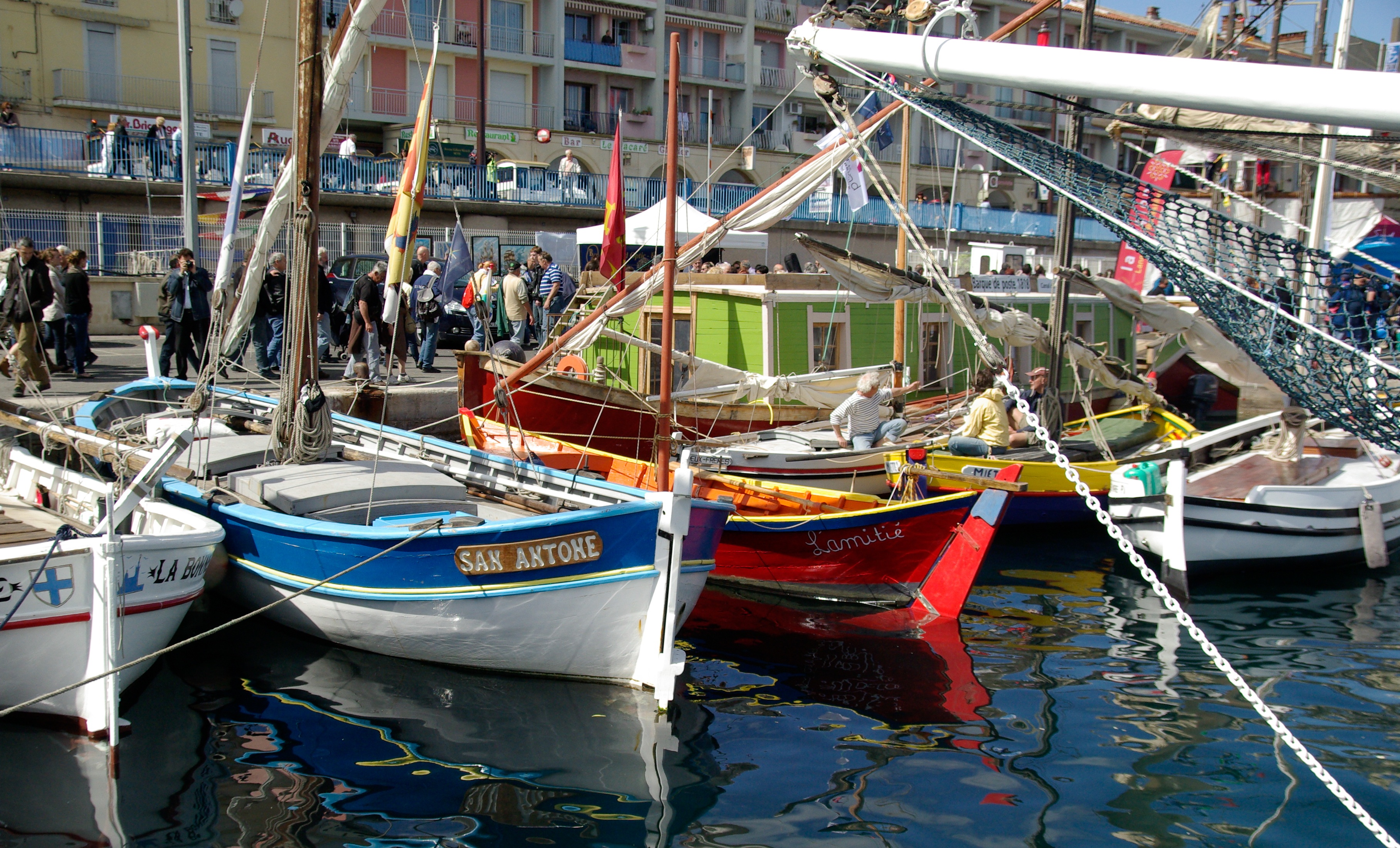 Credit Jacqueline Macou, Sete