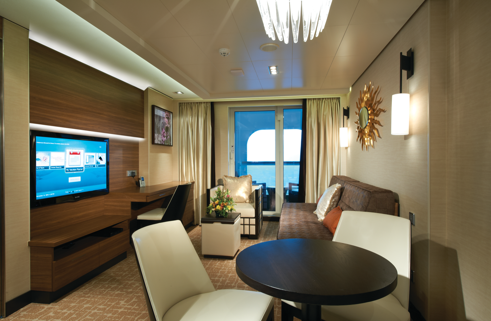 NCL Breakaway HG Accommodation.png