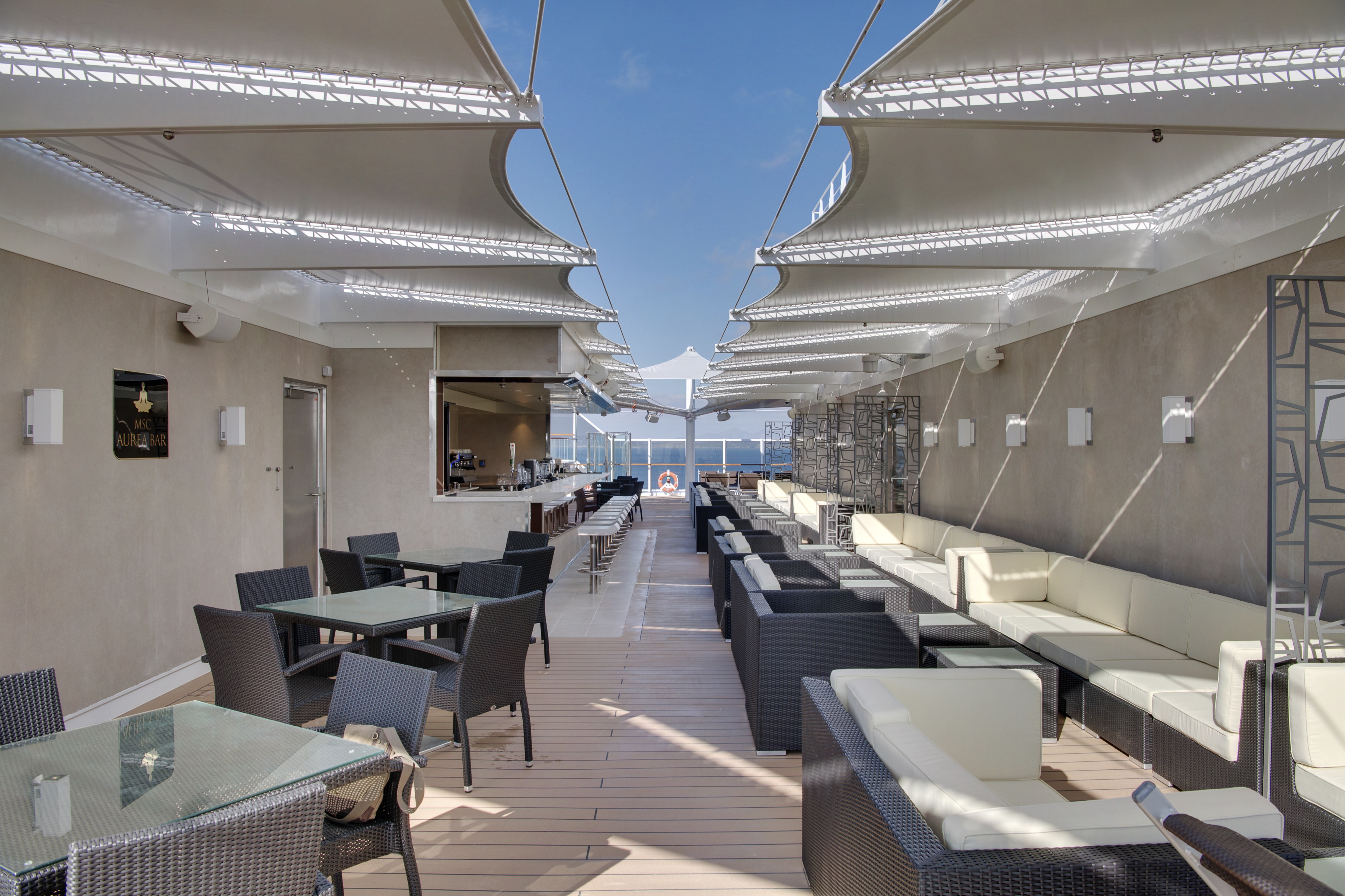 Aurea Bar