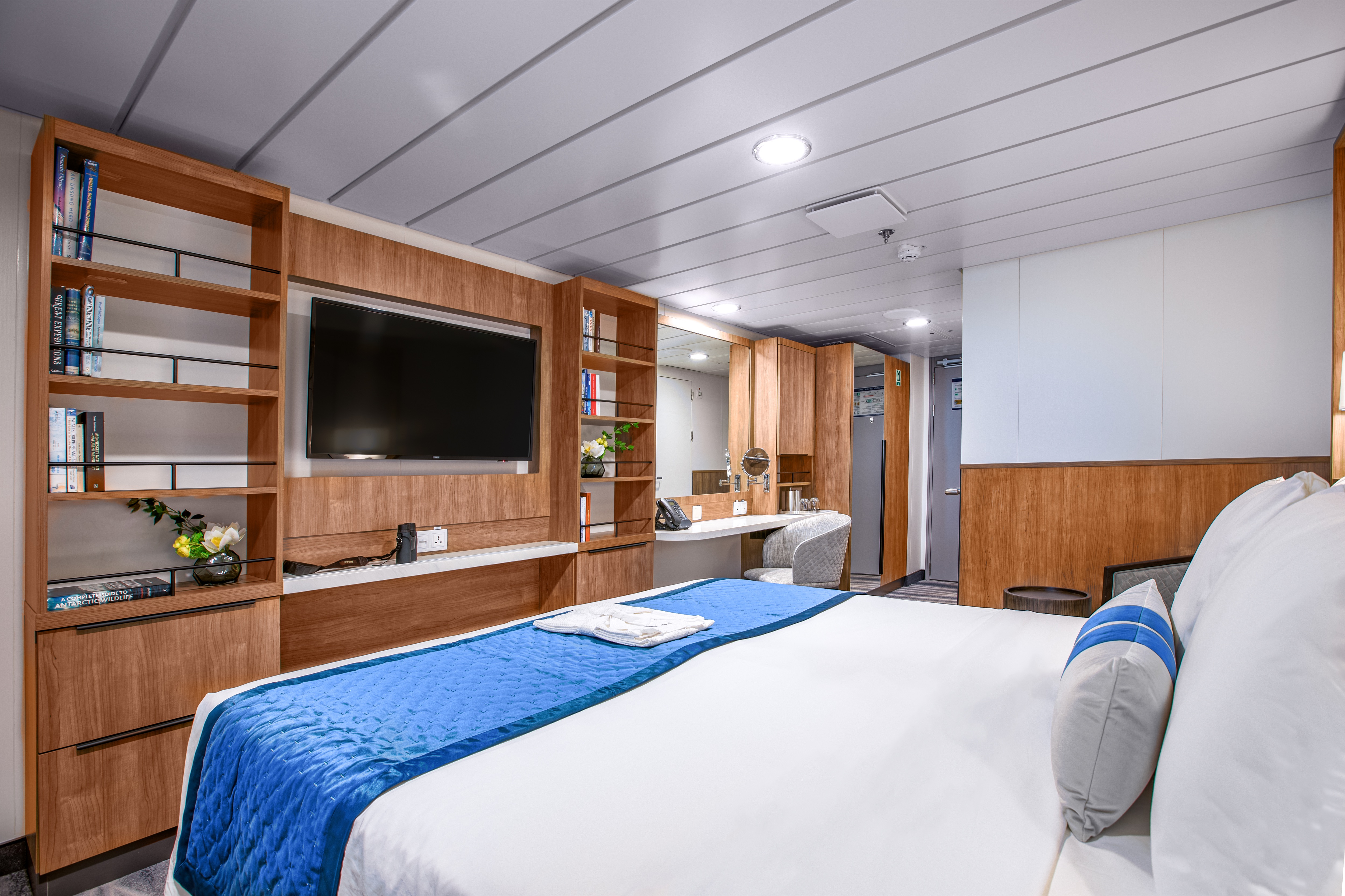 Albatros Expeditions Ocean Victory Category_G_Porthole_Single_Stateroom_1.jpeg