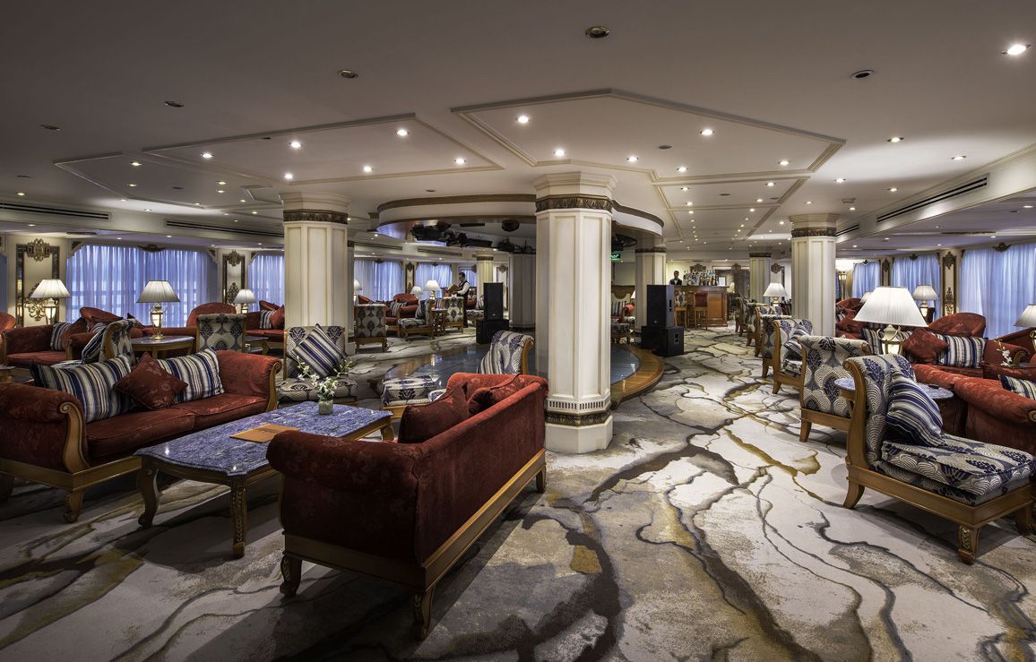 Lounge Bar