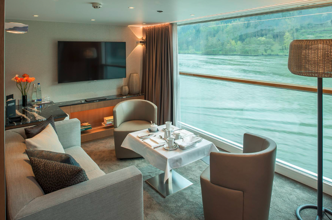 Scenic River Cruises Scenic Jewel Crystal Jade Royal Balcony Suite 3 ©Scenic River Cruises.png