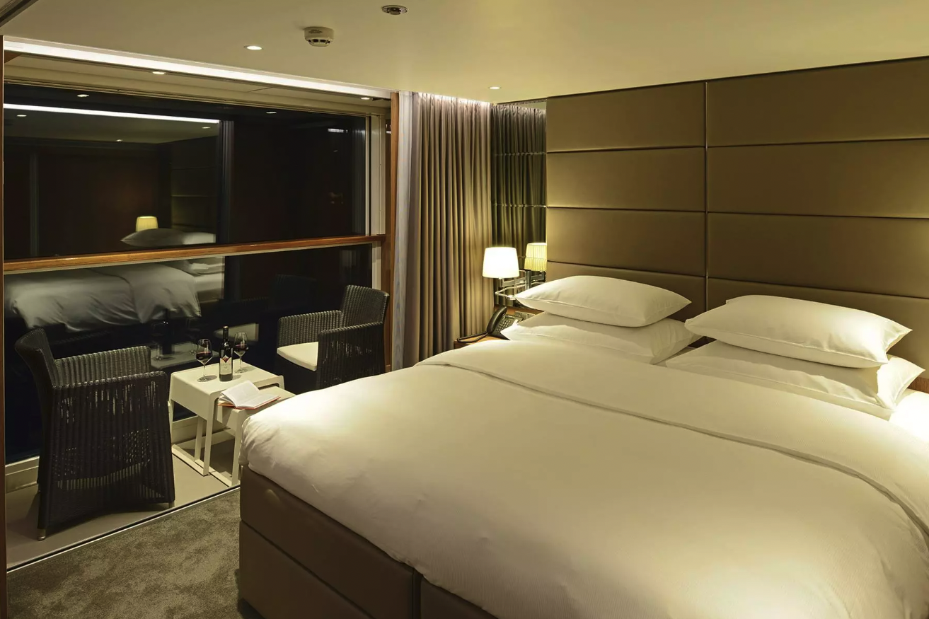 Scenic River Cruises Scenic Jasper Single Balcony Suite 1 ©Scenic River Cruises.png