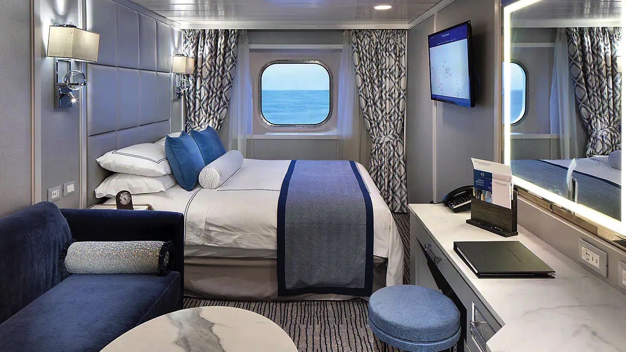 Deluxe Ocean View Stateroom