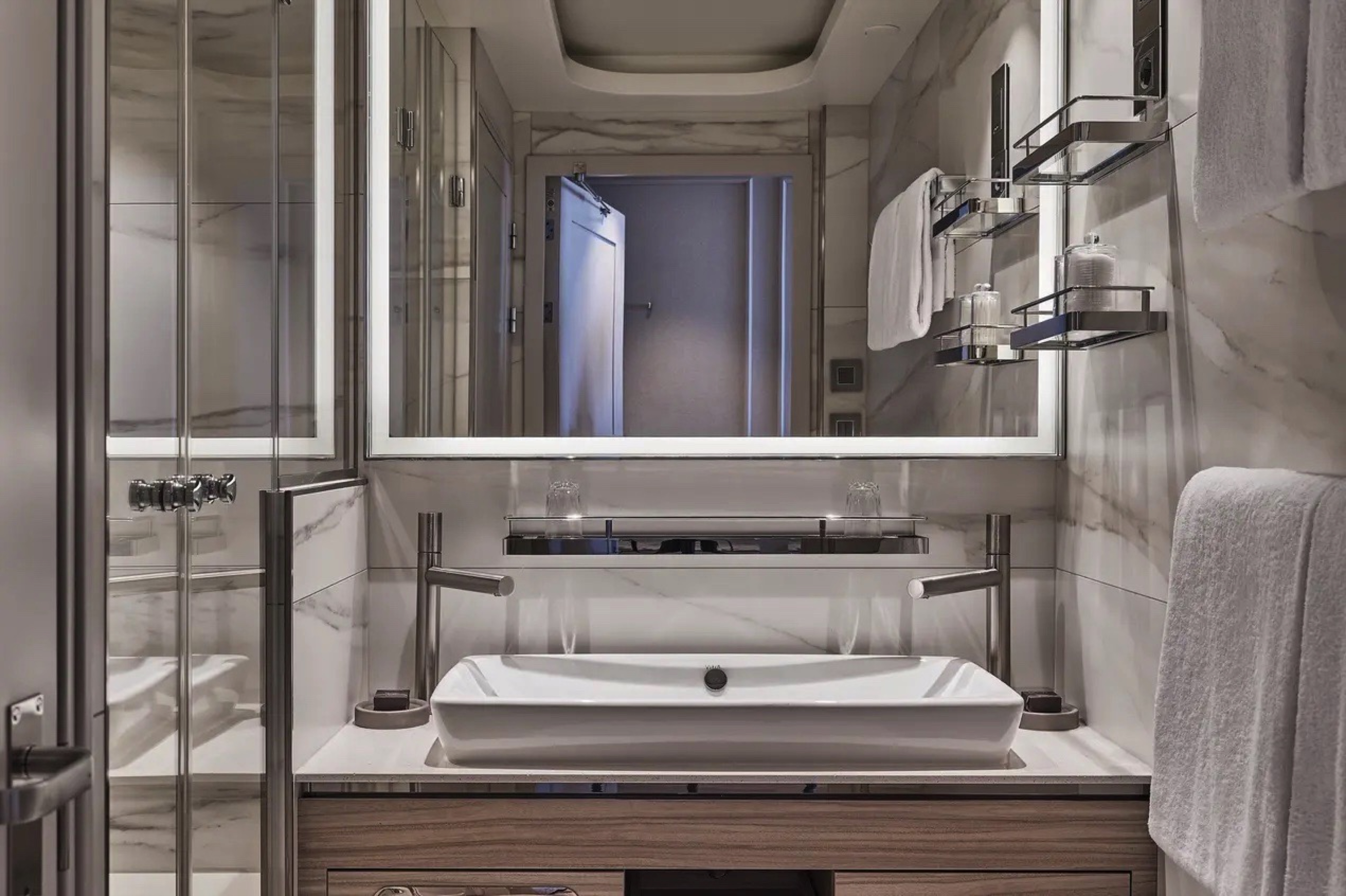 Premium Veranda Suite