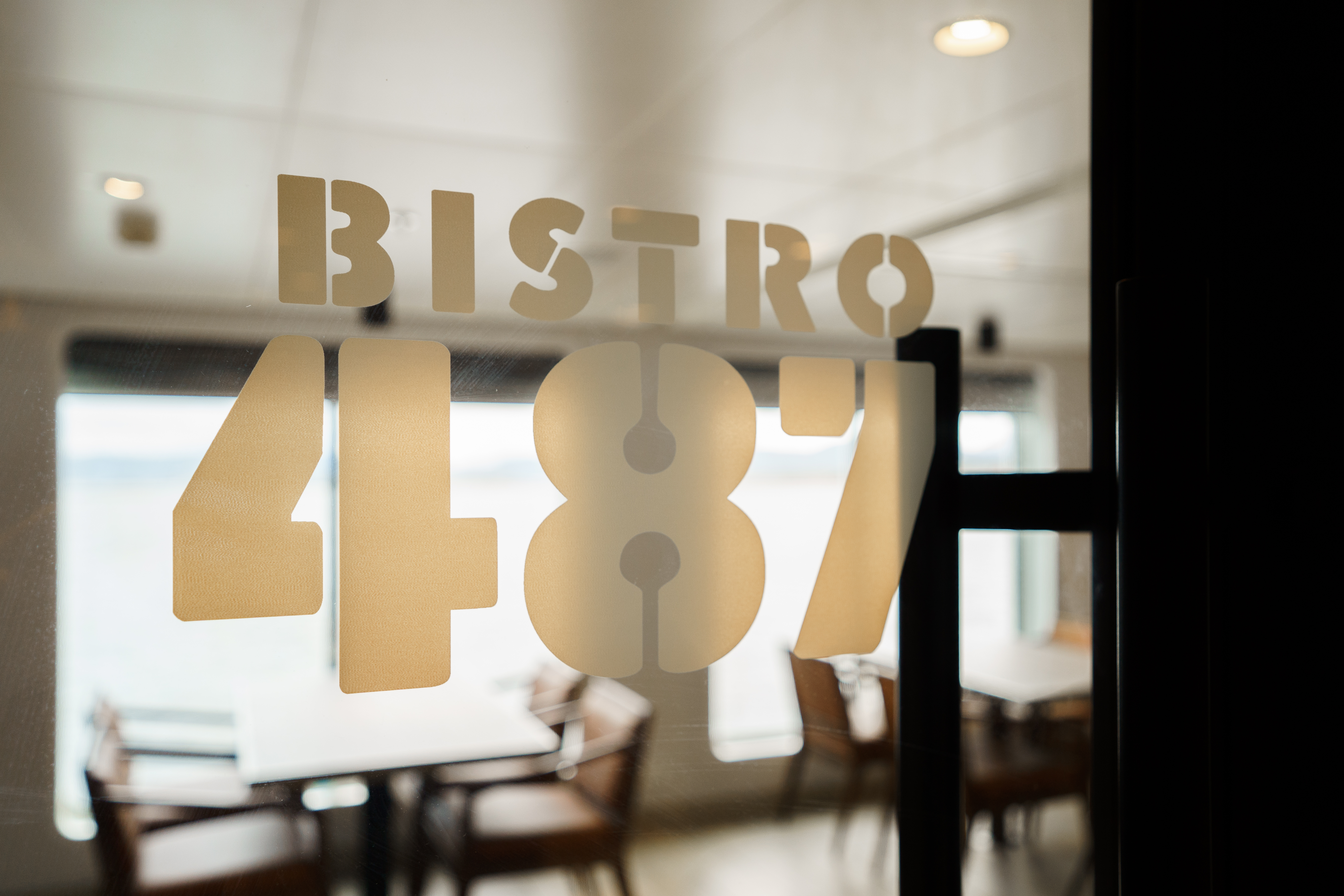 Bistro 487