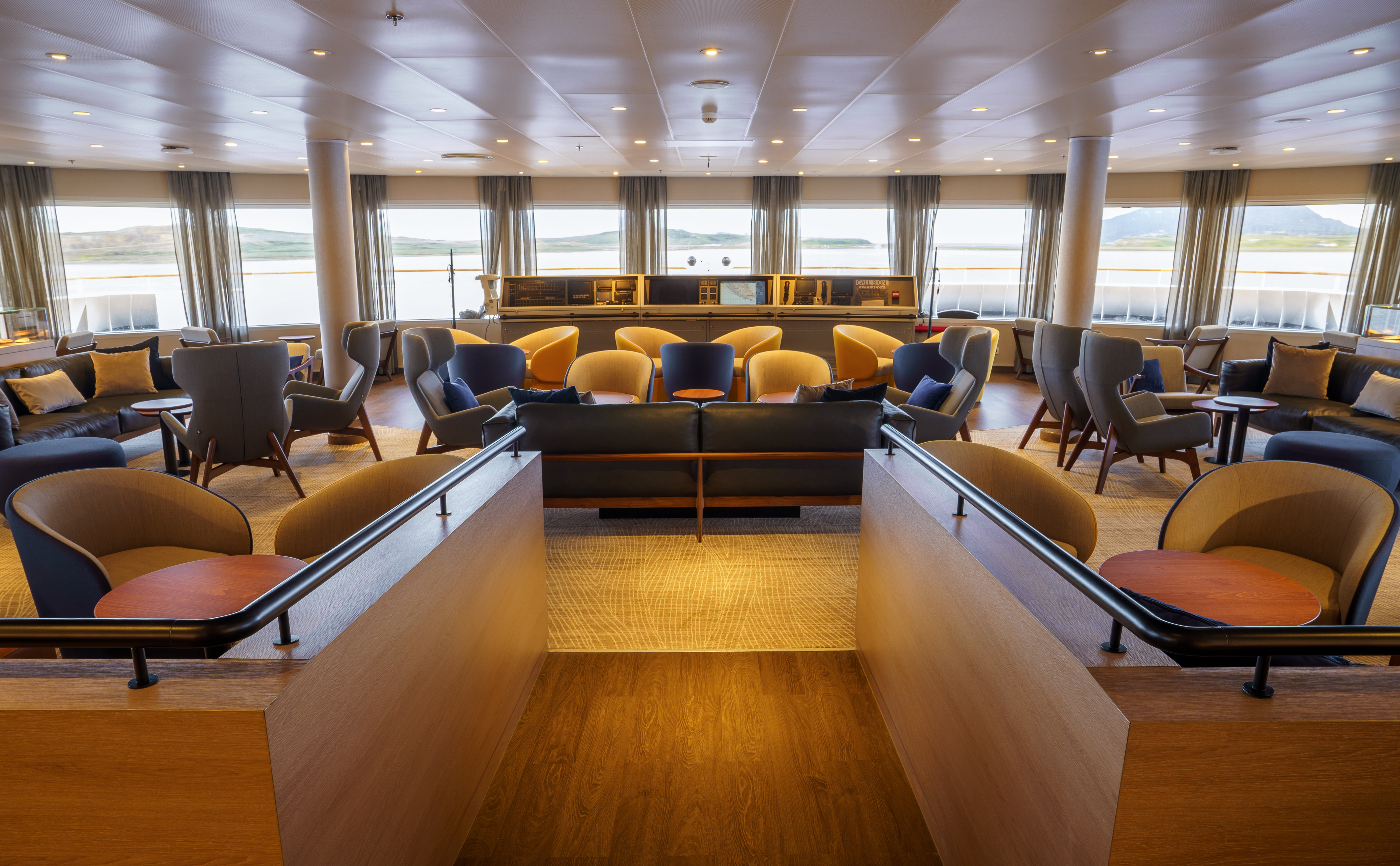 Panorama Lounge and Bar