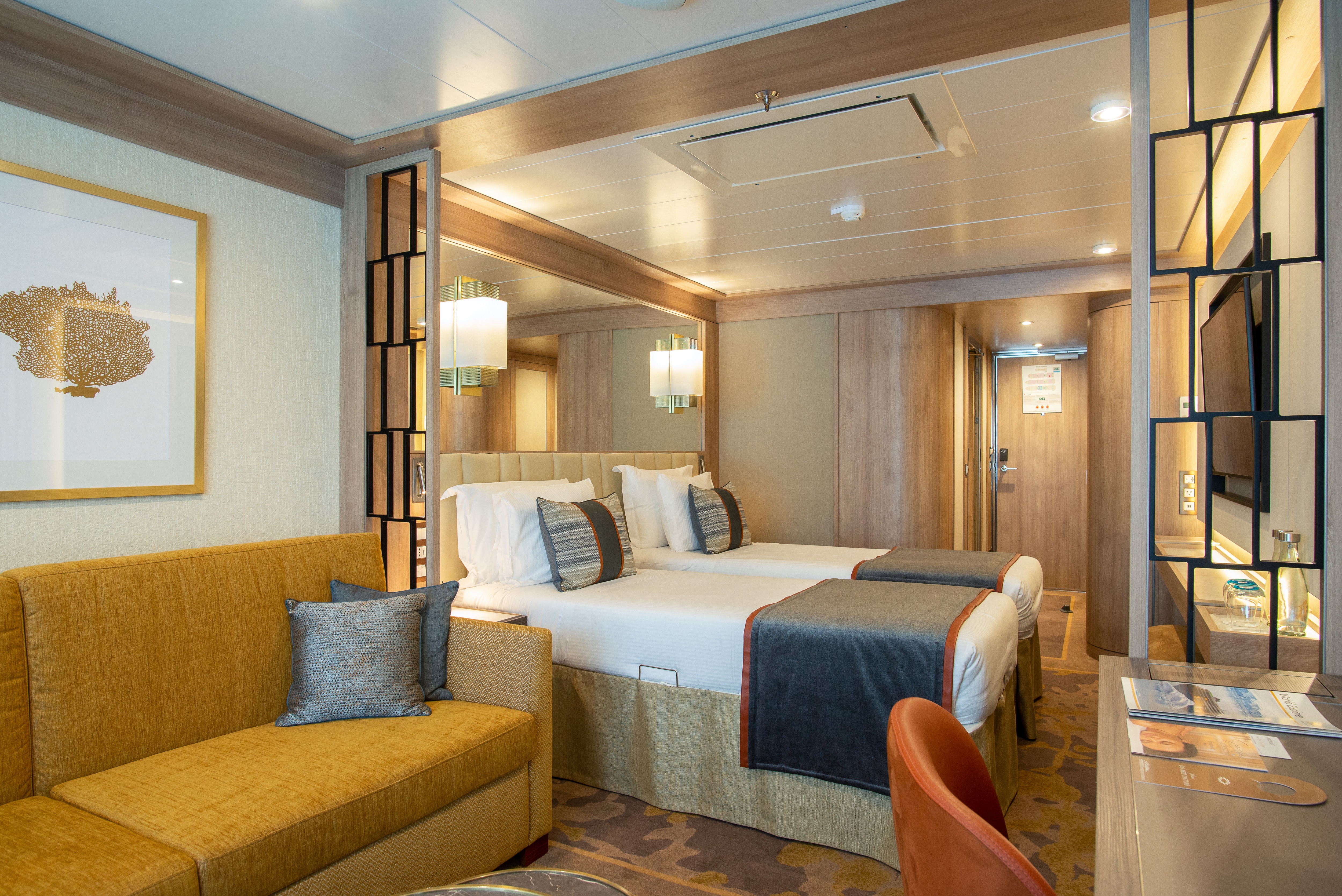 World Explorer | Hays Cruise