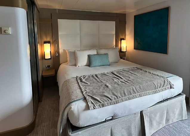 Deluxe Suite Le Boreal PONANT 4.png