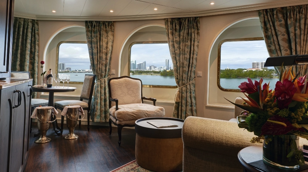 Windstar Cruises Star Breeze Sea Island Suite.png