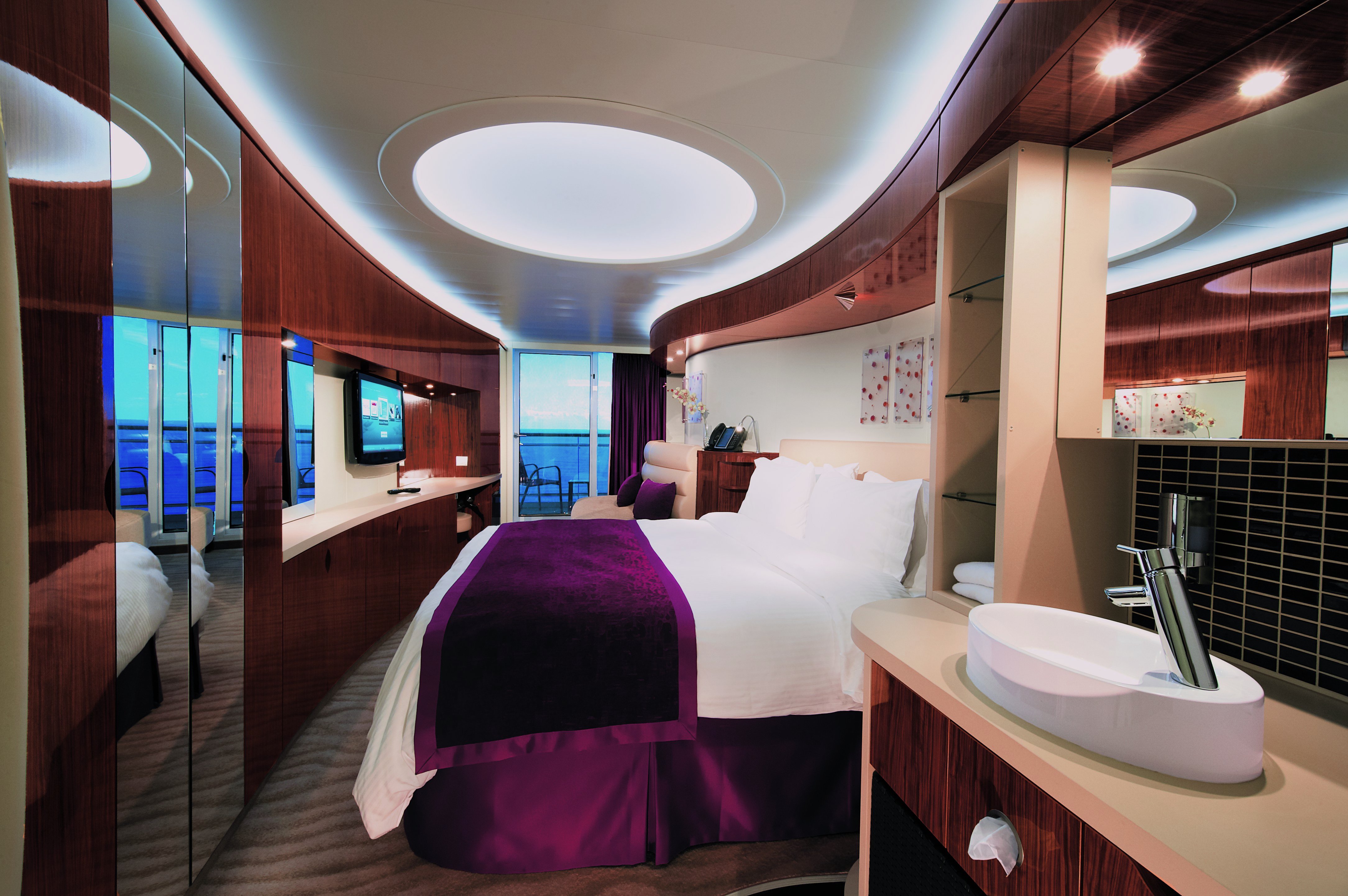 NCL Norwegian Epic Family Club Balcony Suite.jpeg
