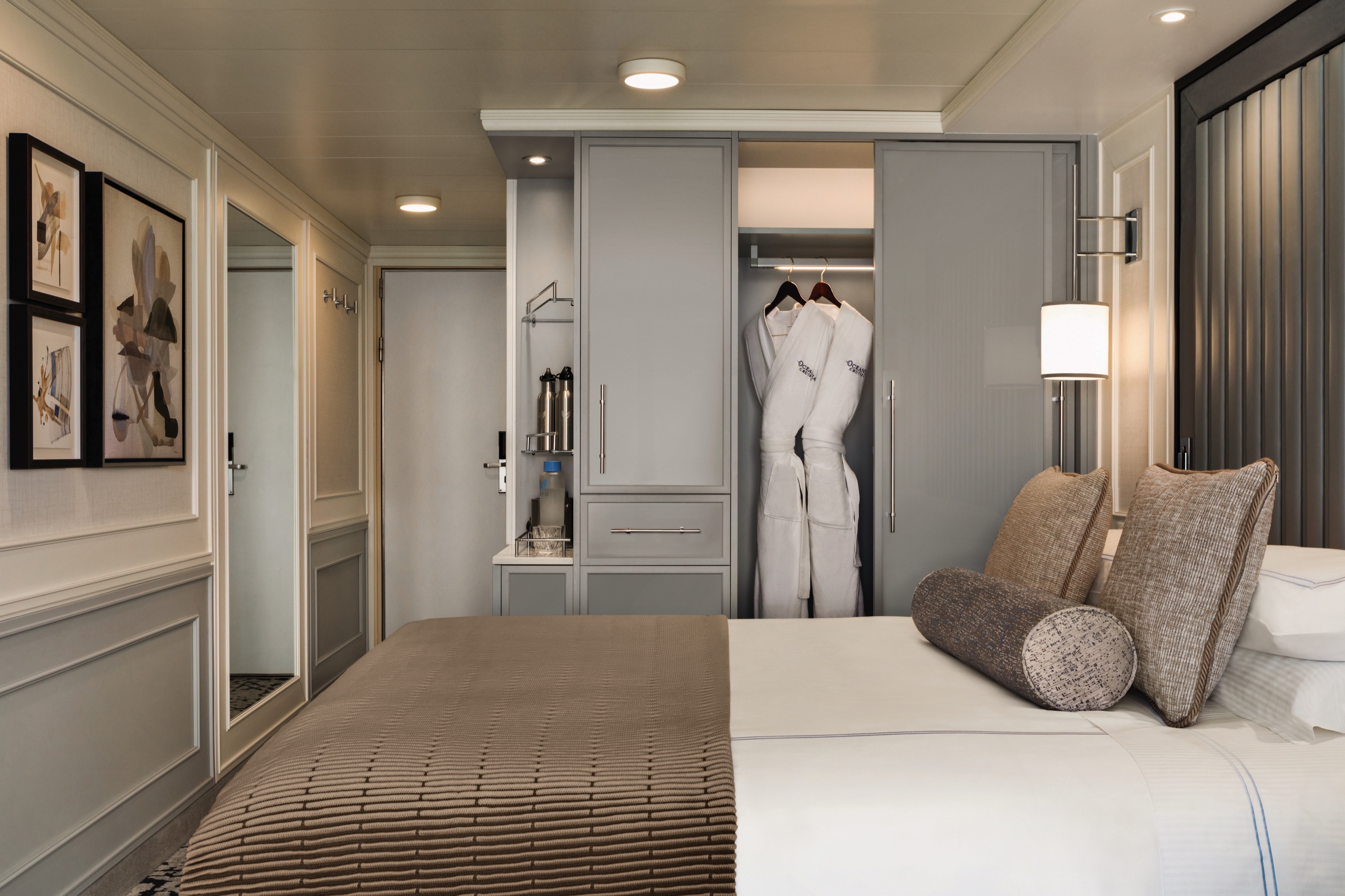 Deluxe Ocean View Staterooms