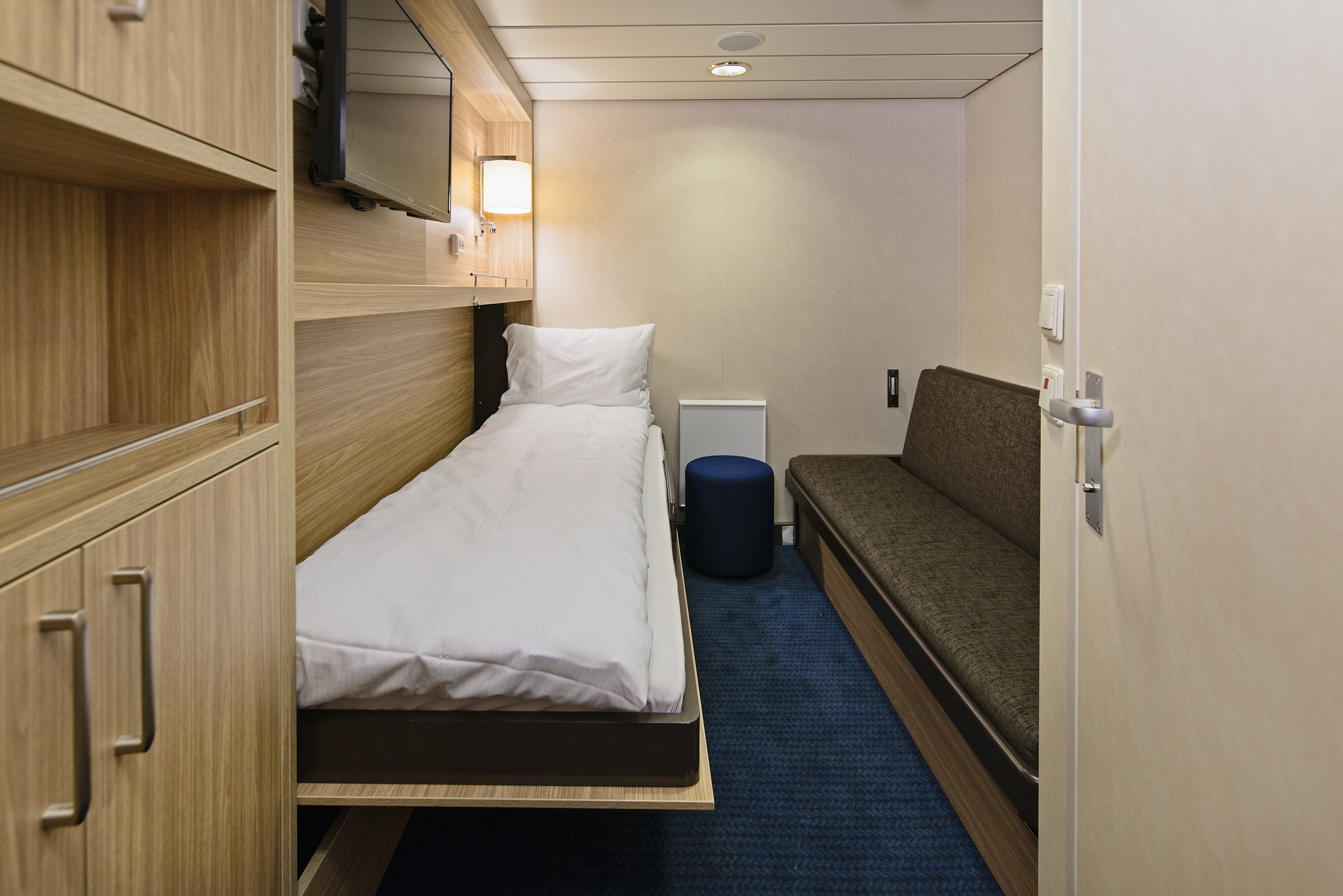 Polar Inside | Upper/Lower deck for 2 travellers