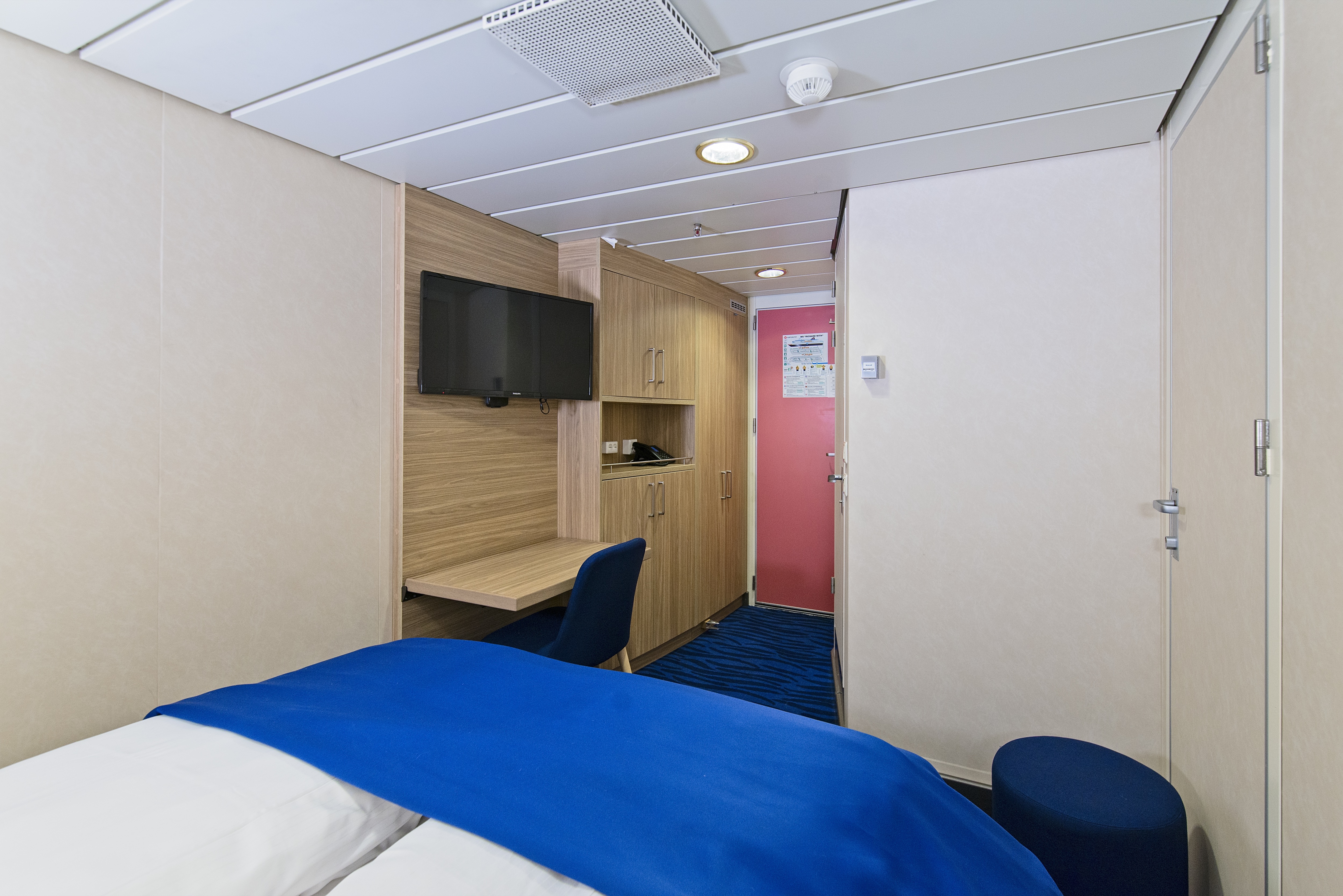 Polar Outside | Middle deck for 2 travellers