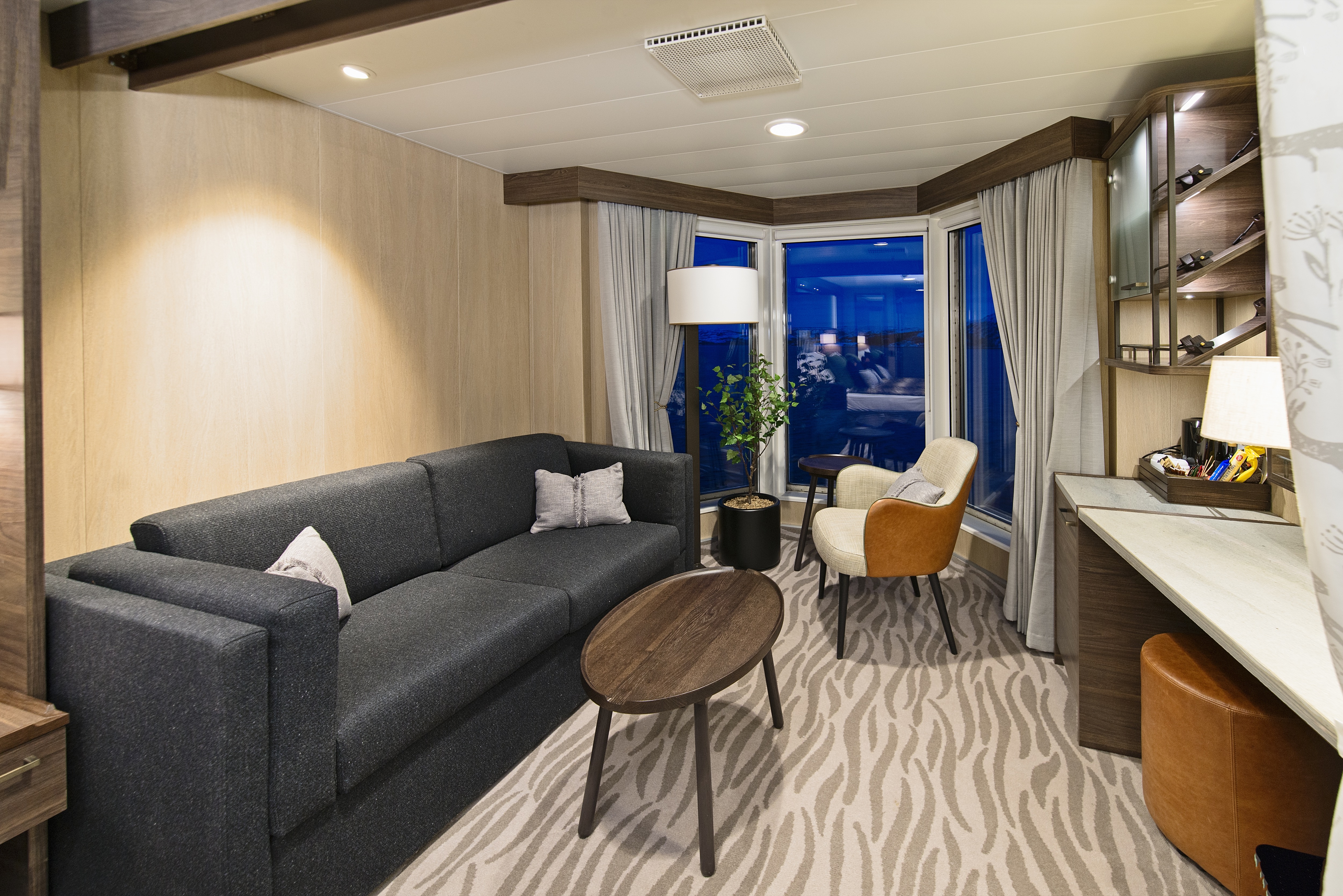 Expedition Suite | Two-bed suite on upper deck