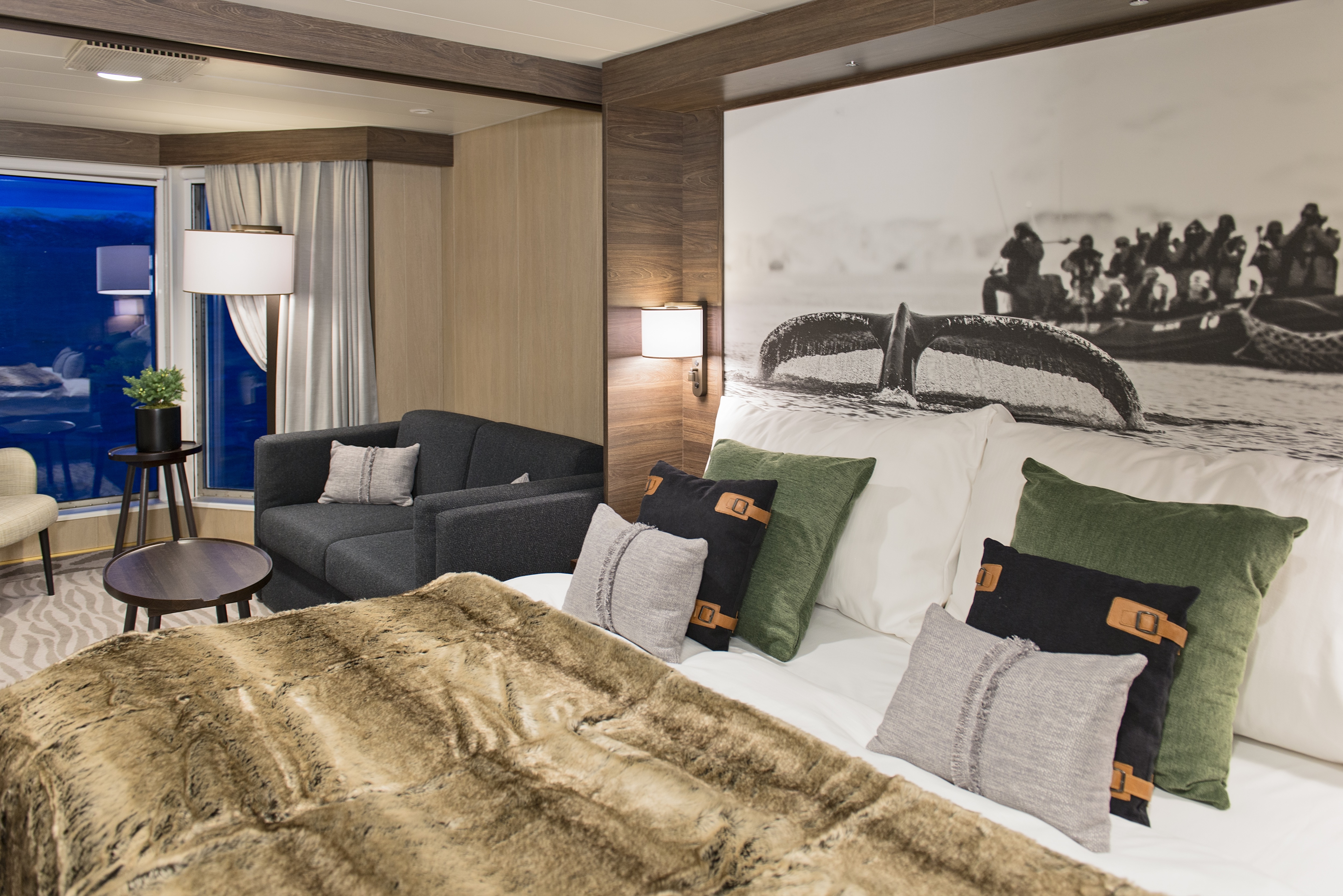 Expedition Suite | Two-bed suite on upper deck