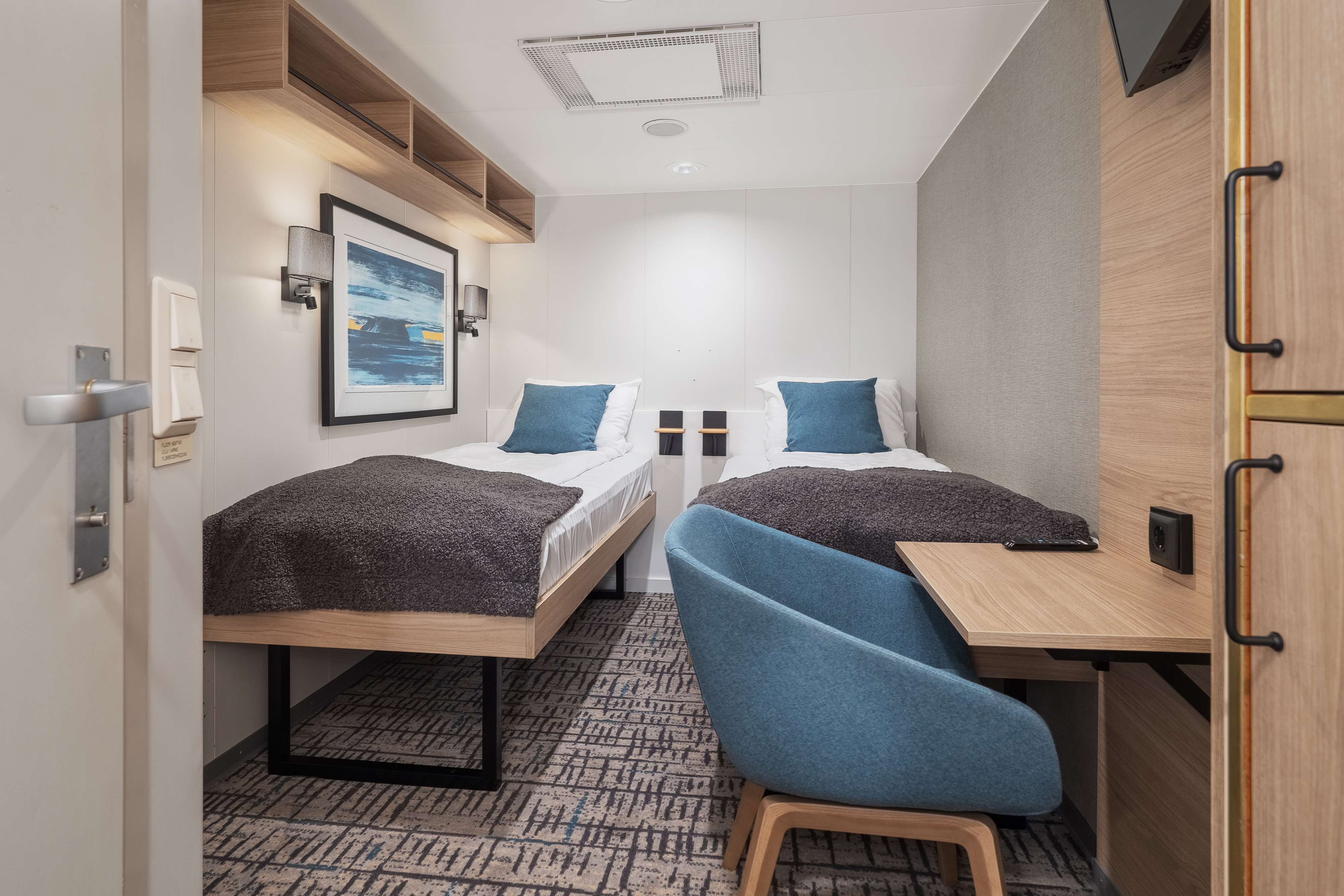 Polar Inside | Lower deck for 2 travellers