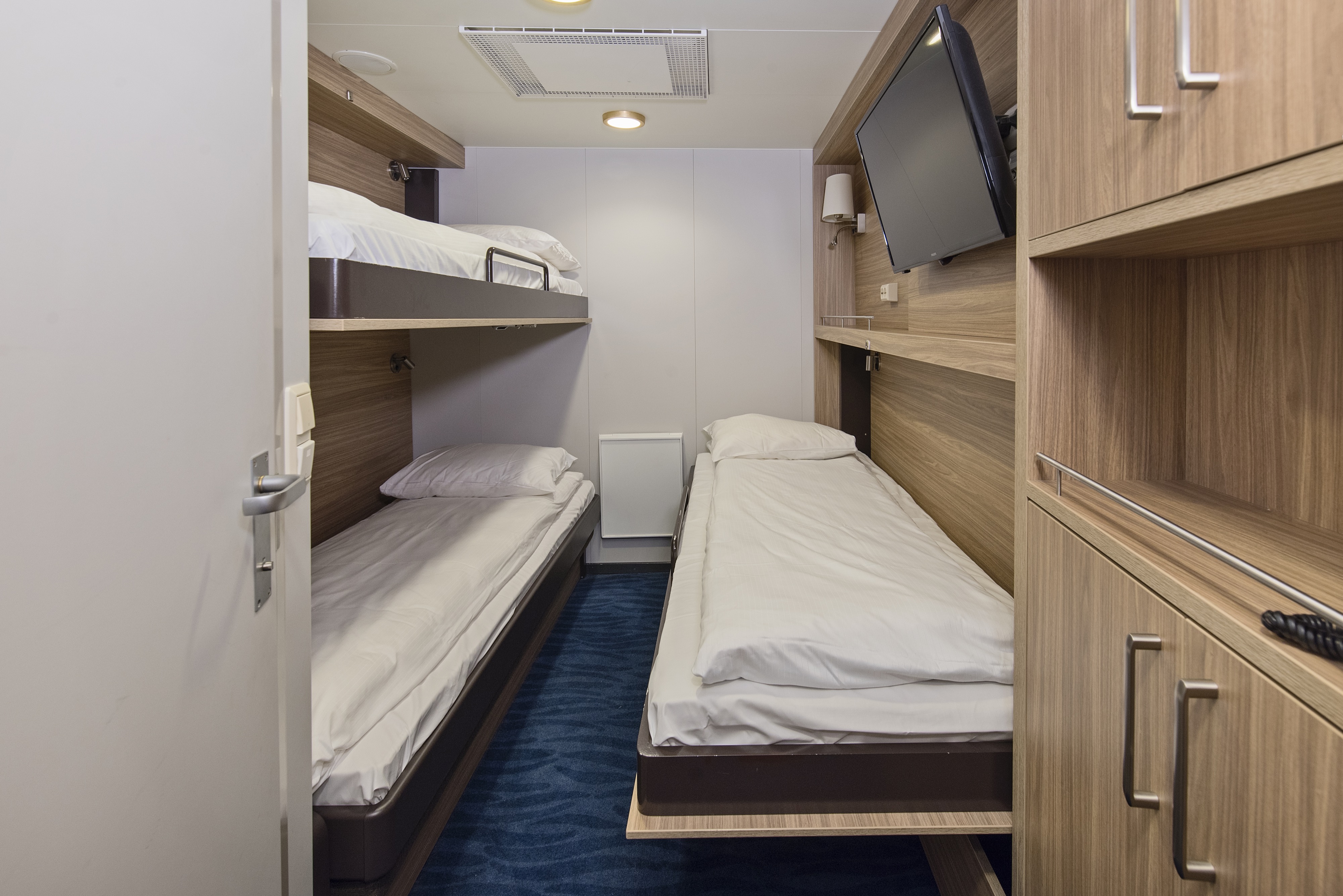 Polar Inside | Upper deck for up to 3 travellers