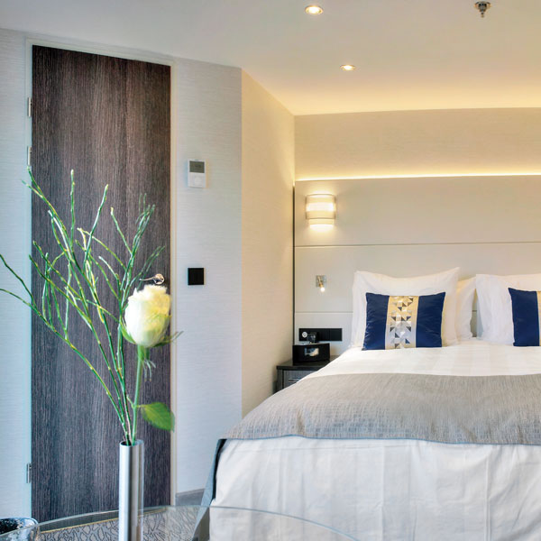 Category 5 | Diamond Deck