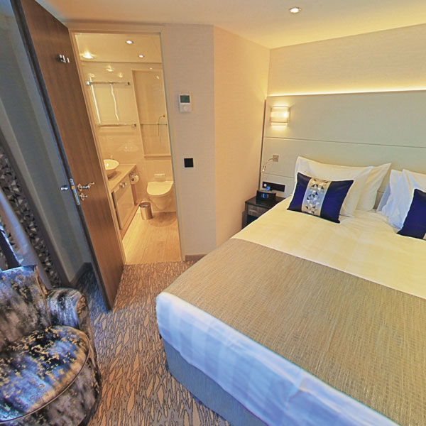 Category 4 | Ruby Deck