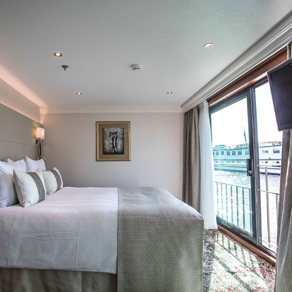 Category 6 | Ruby Deck