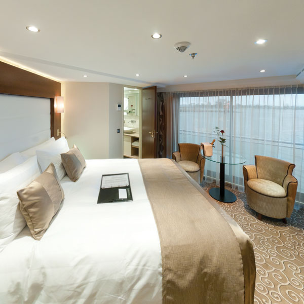 Category 4 | Ruby Deck