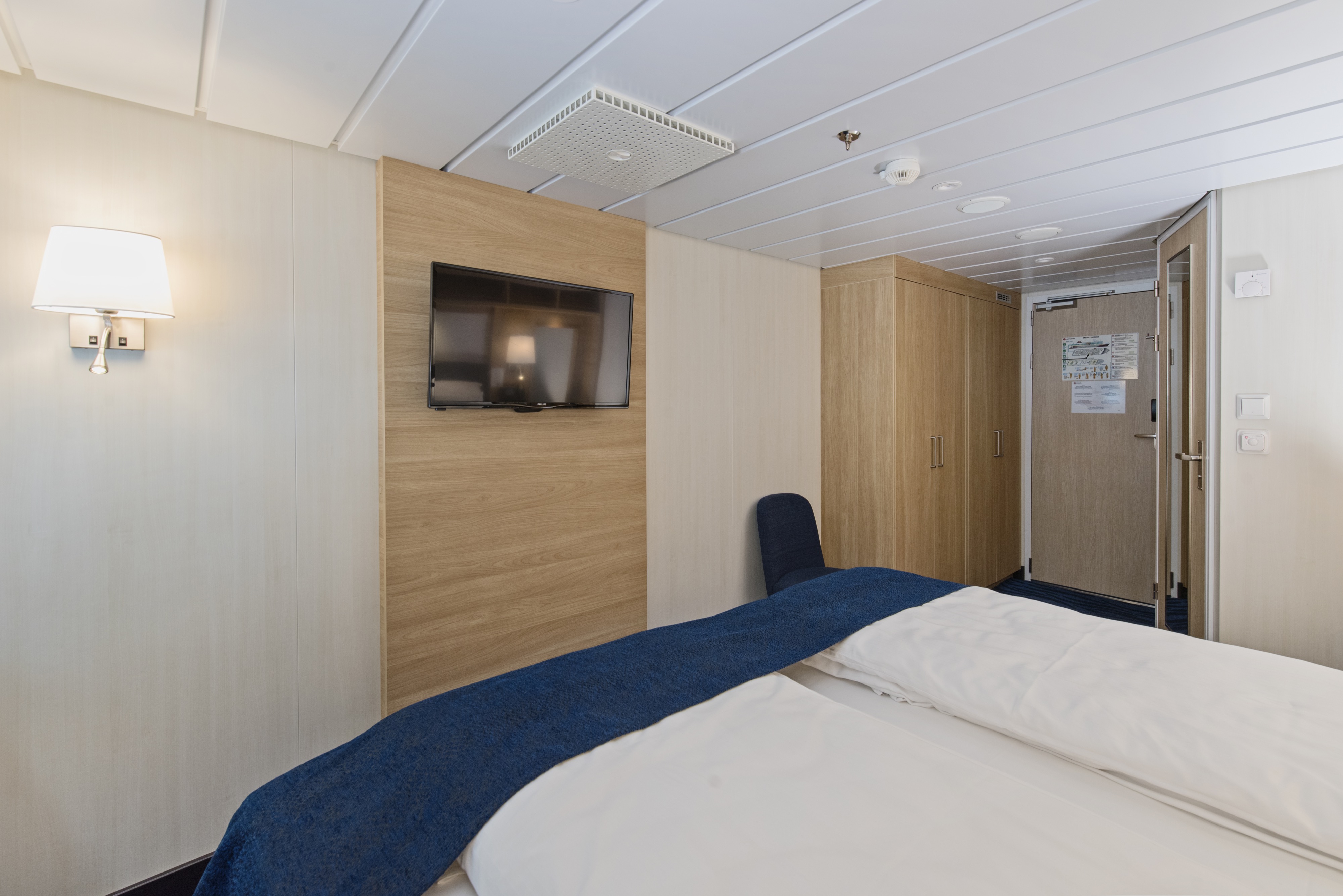 Arctic Superior | Outside Cabin