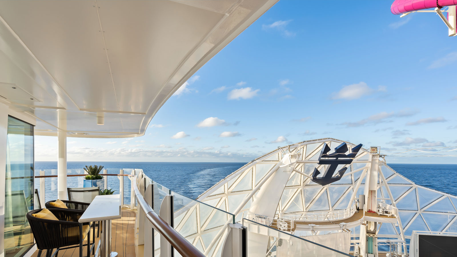 AquaTheater Suite with Large Balcony – 2 Bedrooms