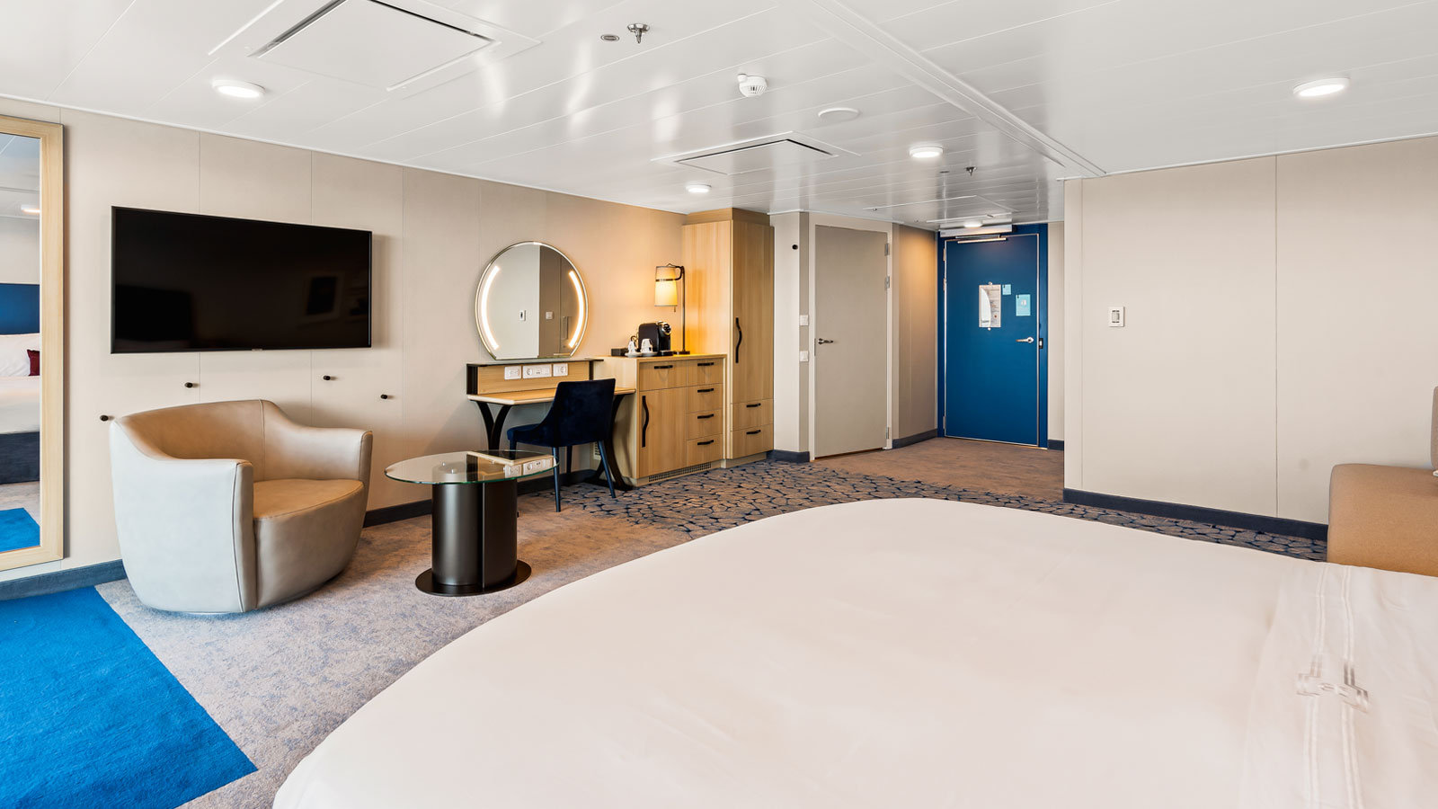 Junior Suite with Balcony