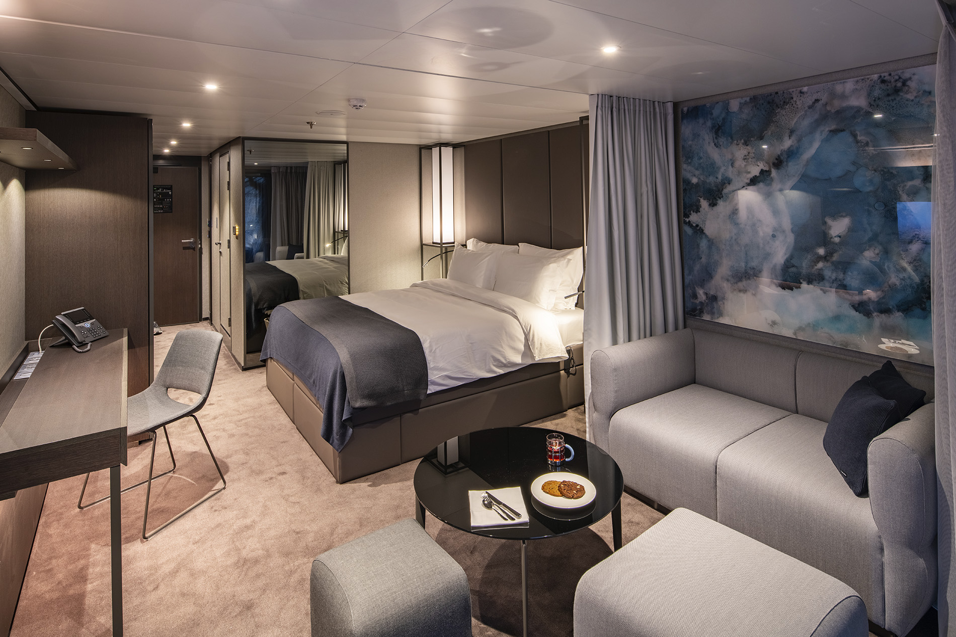 Scenic Eclipse Deluxe Verandah Suite.jpg