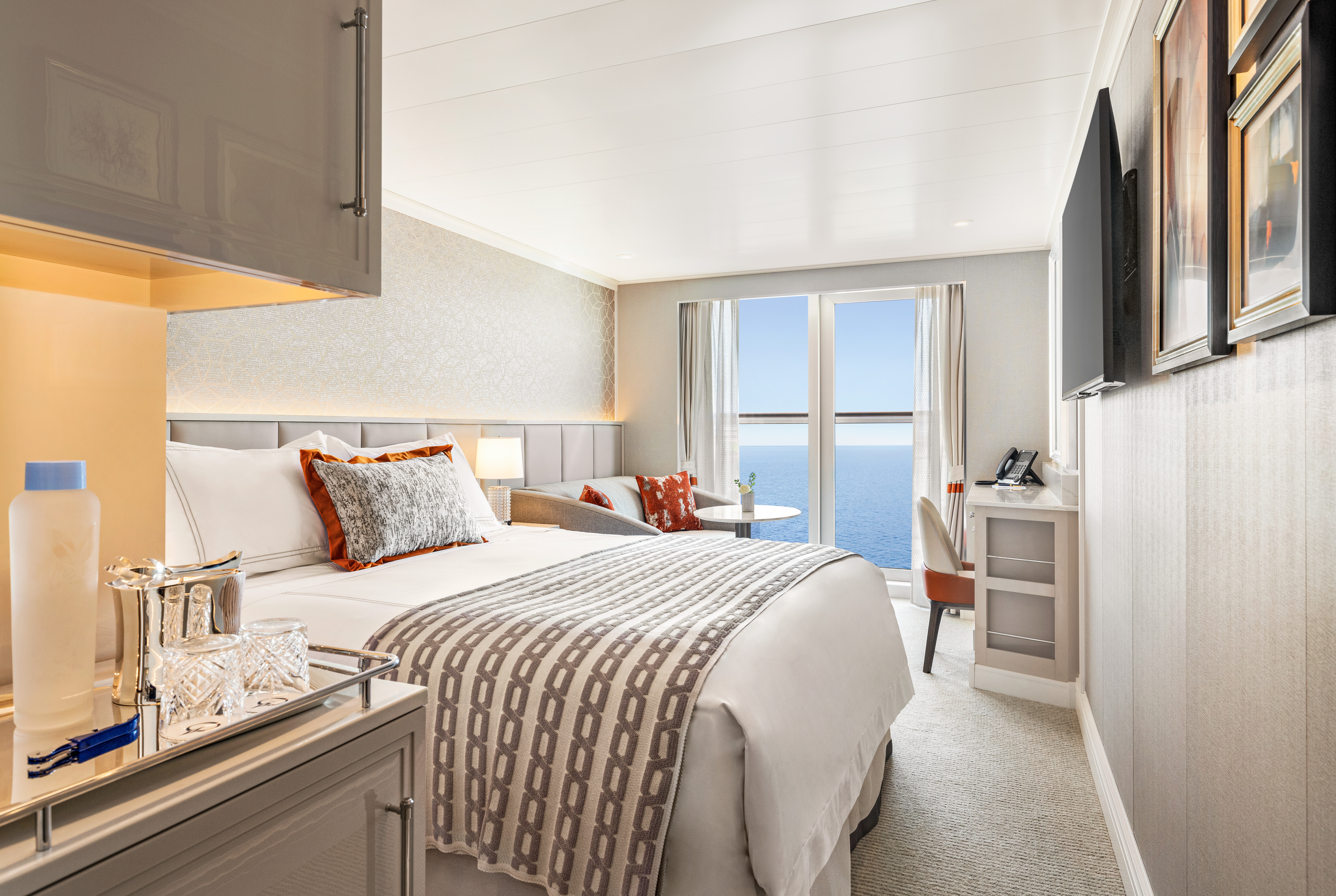 Oceania Cruises VISTA French Veranda.jpg