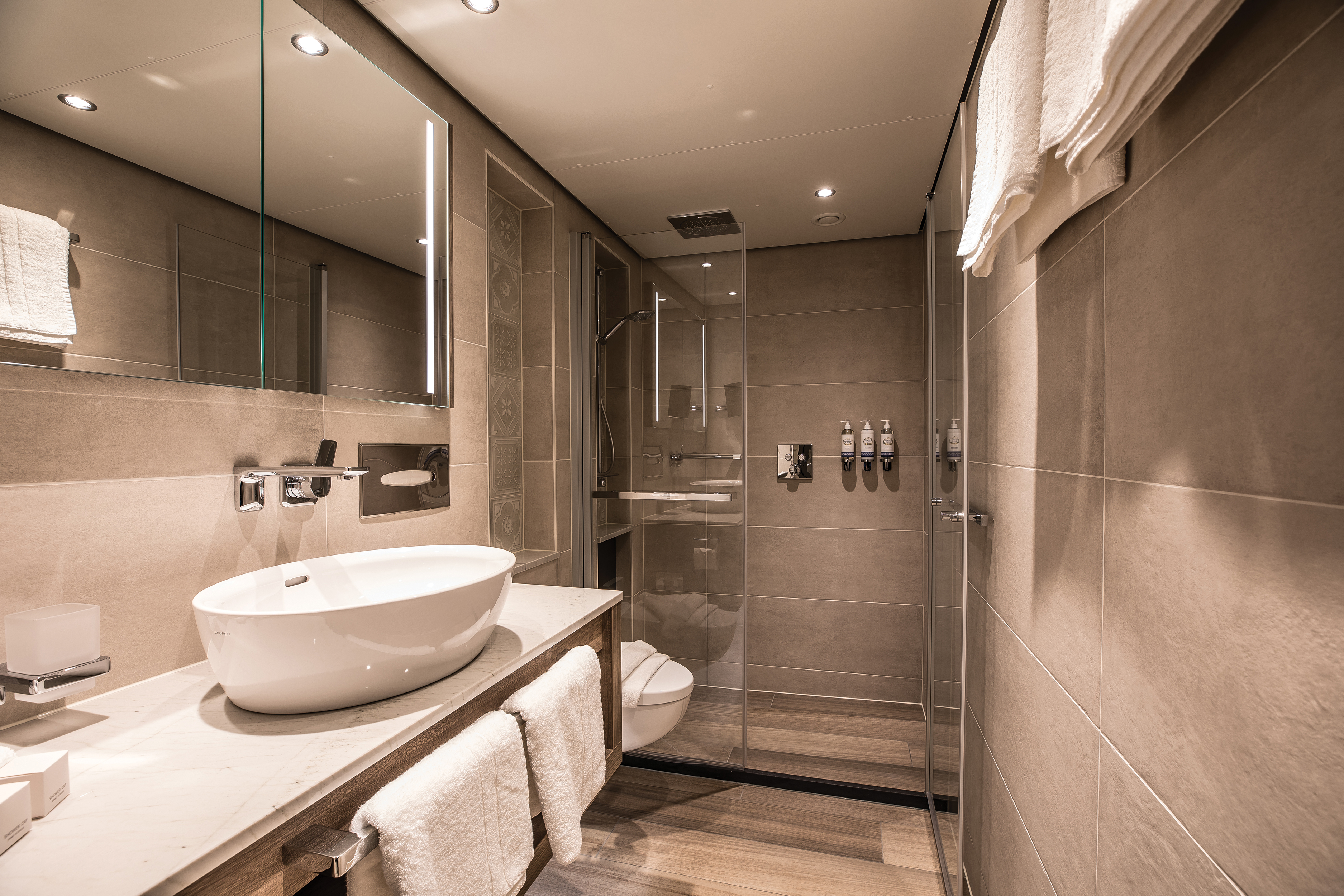 Category 3 Ruby Deck