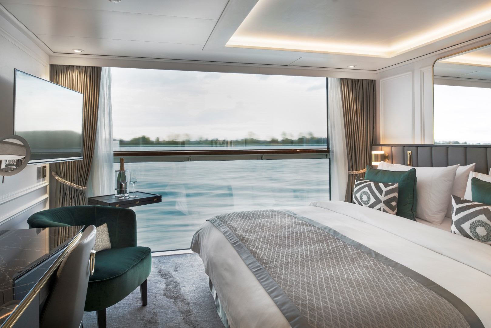 Deluxe French Balcony