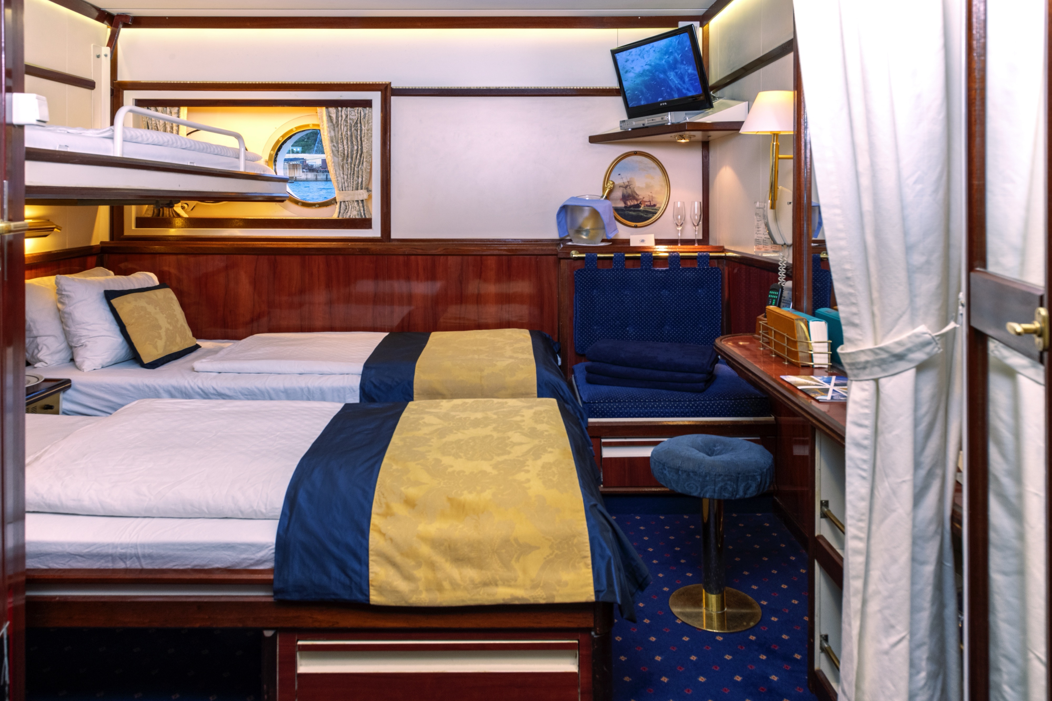 Star Clippers, Star Flyer CAT 4 1.jpg