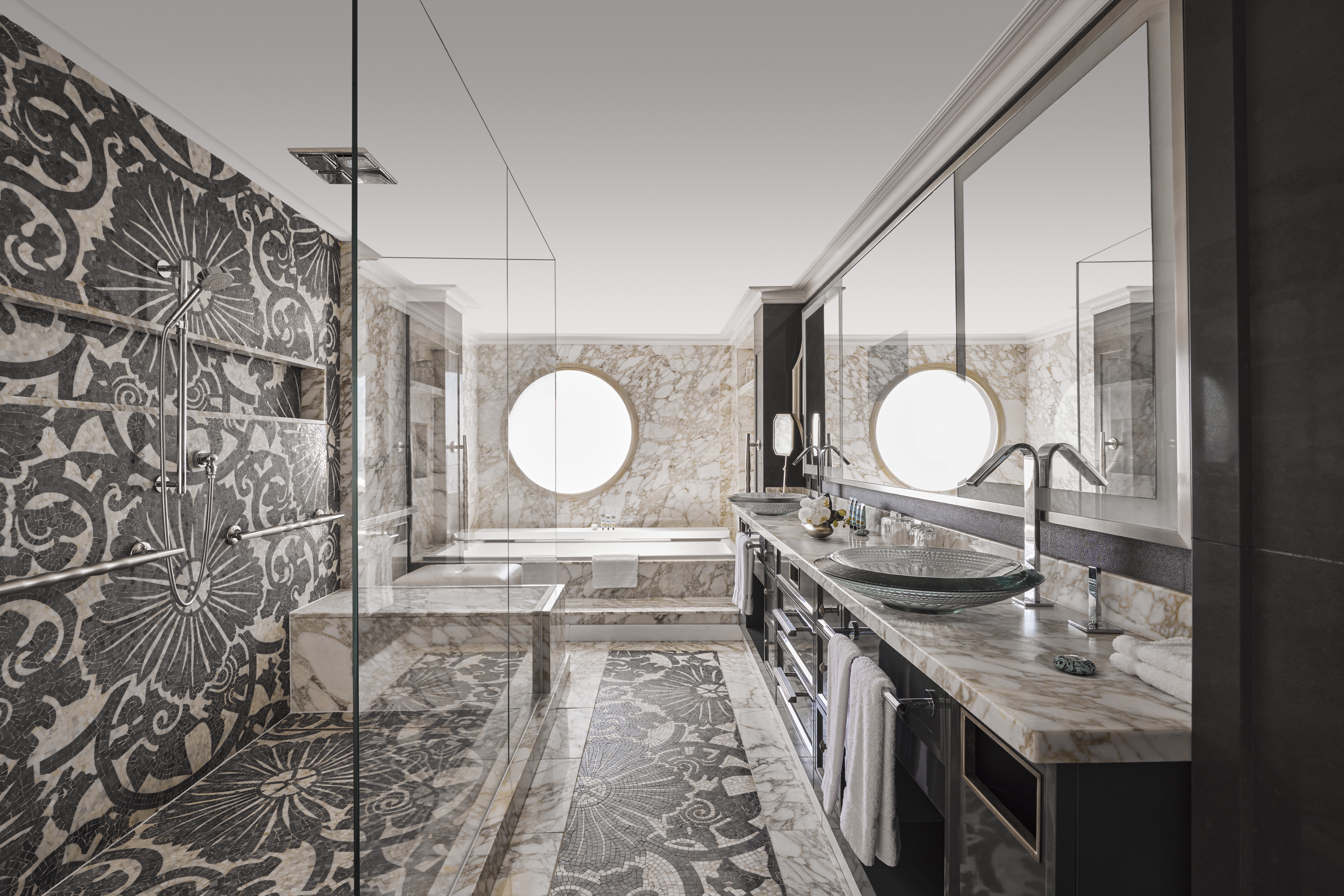 Crystal Penthouse Suite