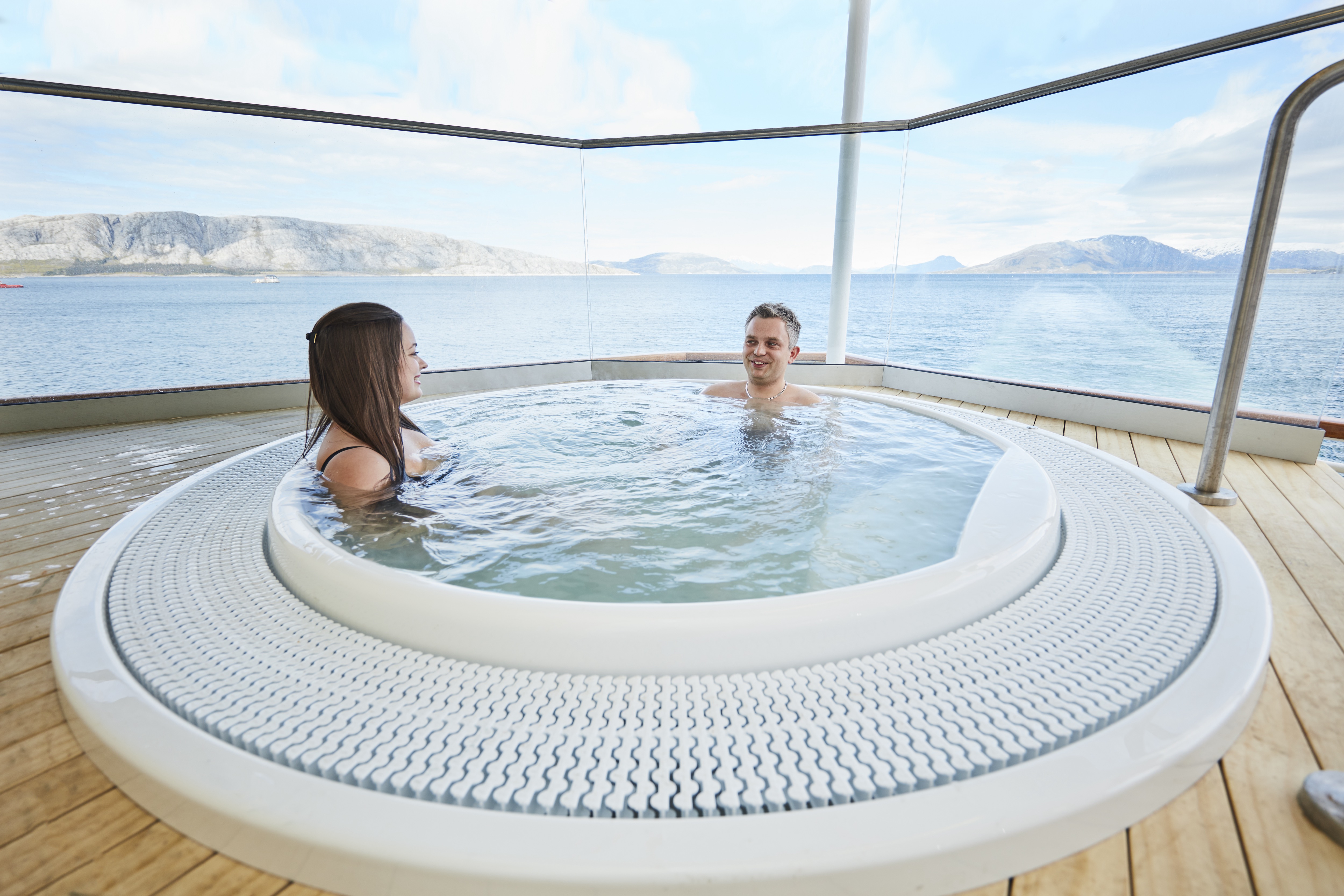 Outdoor Hot Tubs