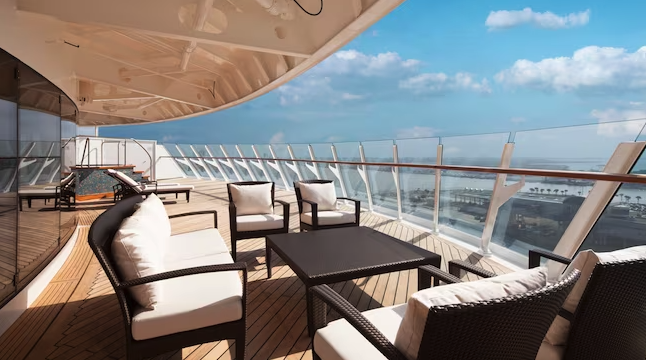 Concierge Royal Suite with Verandah