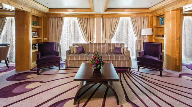 Concierge Royal Suite with Verandah